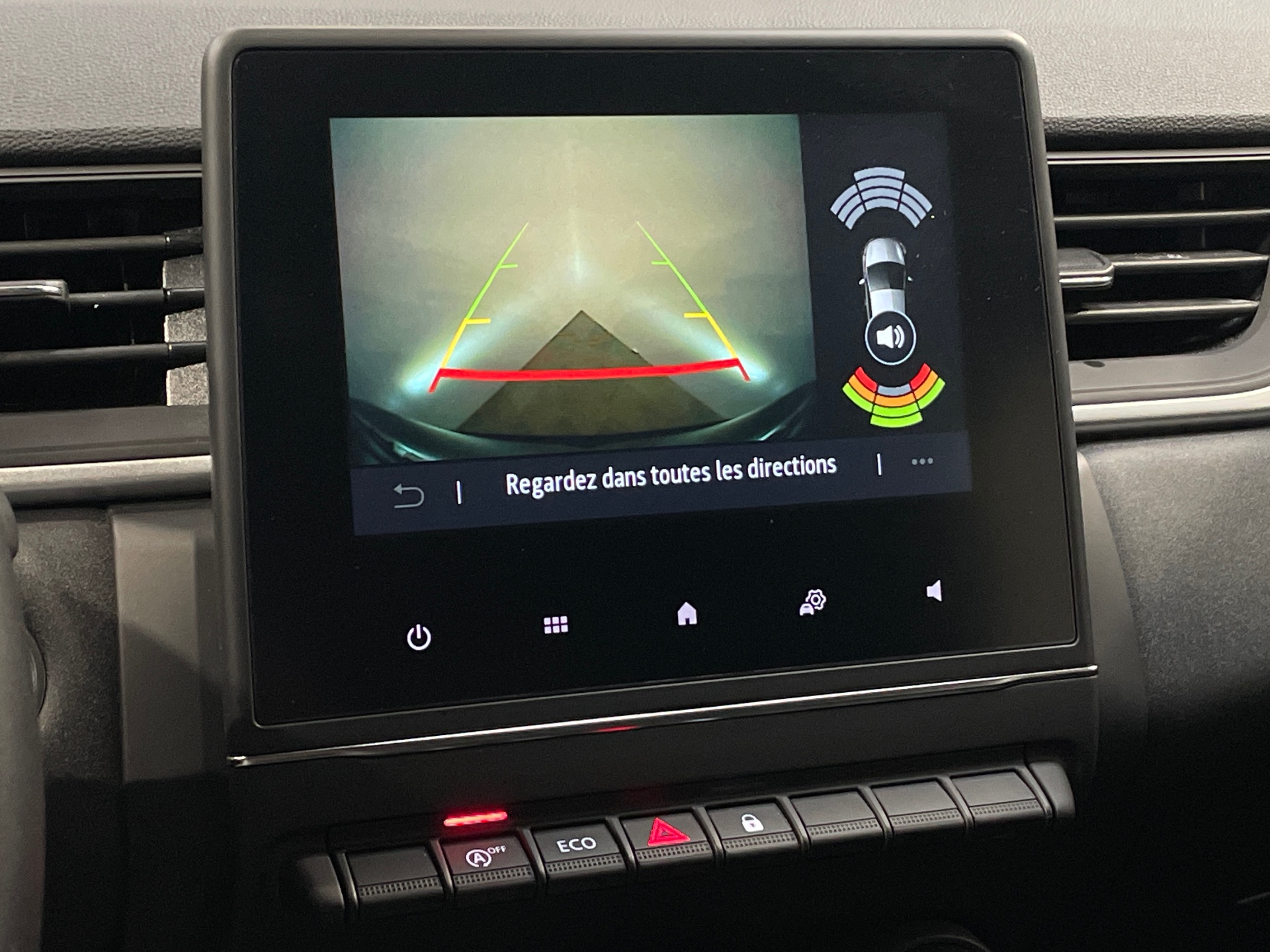 Photo 13 du véhicule RENAULT CAPTUR