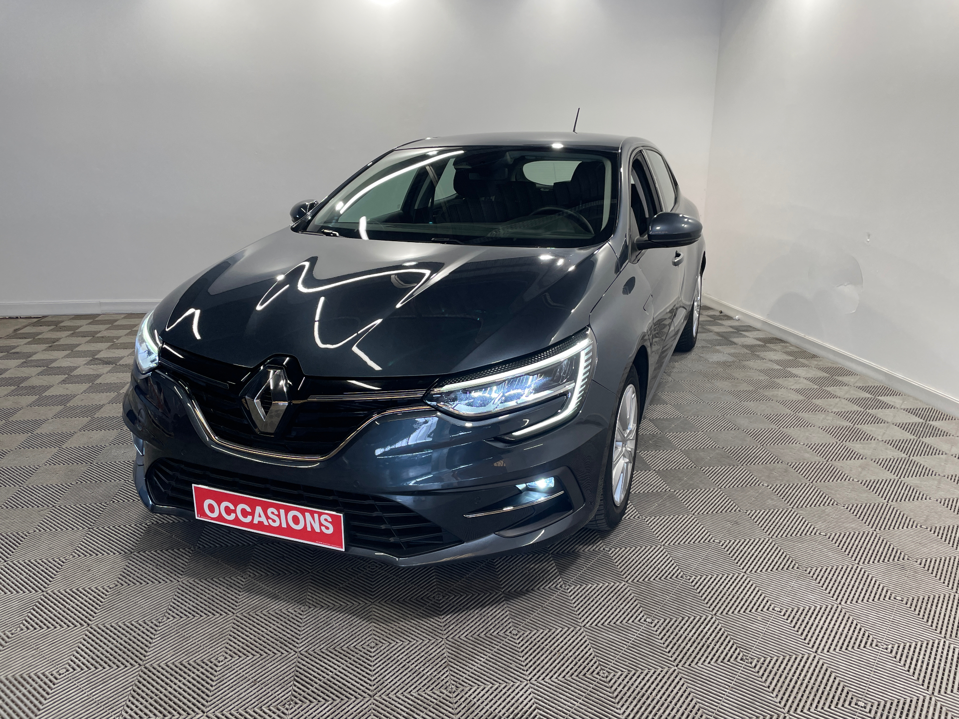 RENAULT MEGANE IV BERLINE Blue dCi 115 EDC - 21N Business d'occasion