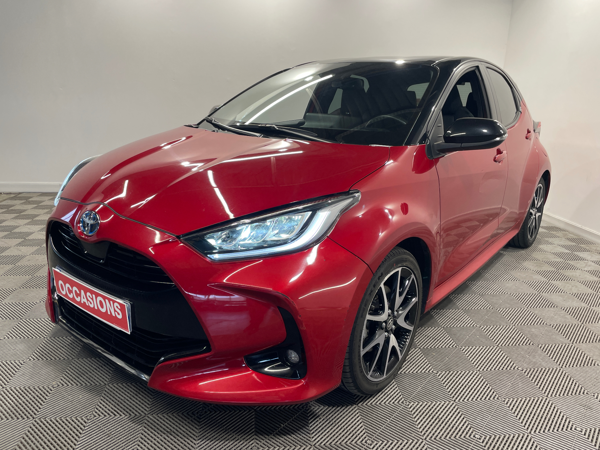 TOYOTA YARIS HYBRIDE MY20 116H COLLECTION d'occasion