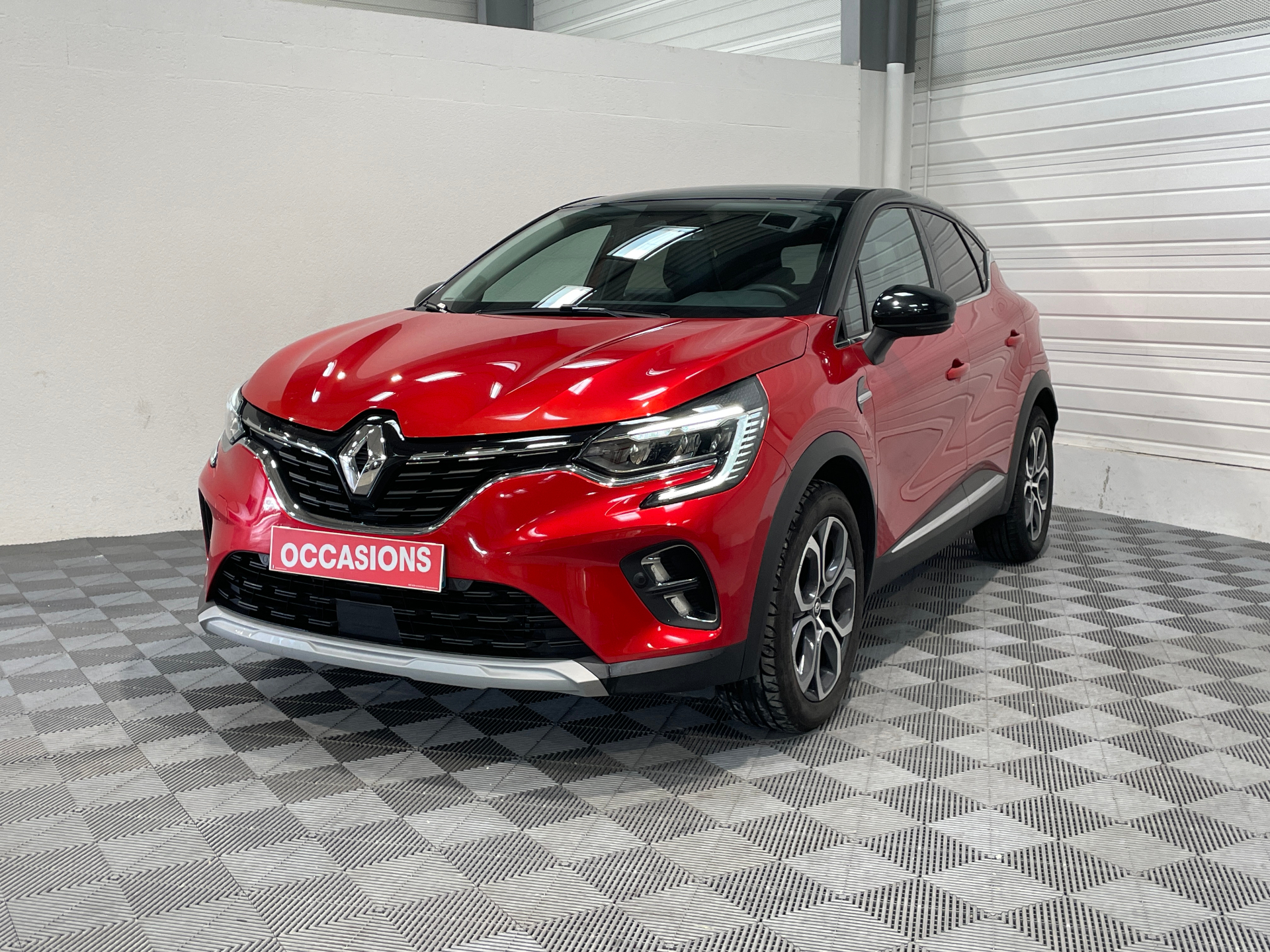 RENAULT CAPTUR mild hybrid 160 EDC Techno d'occasion