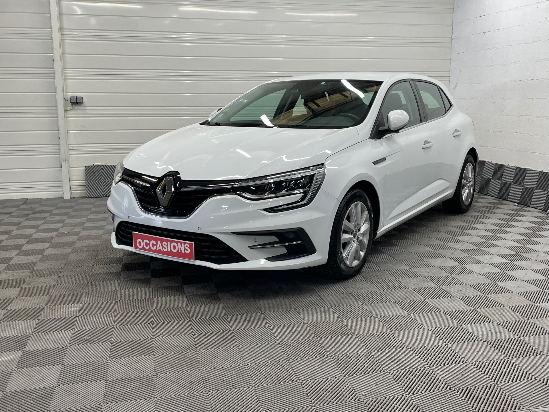 RENAULT MEGANE IV BERLINE Blue dCi 115 Business d'occasion