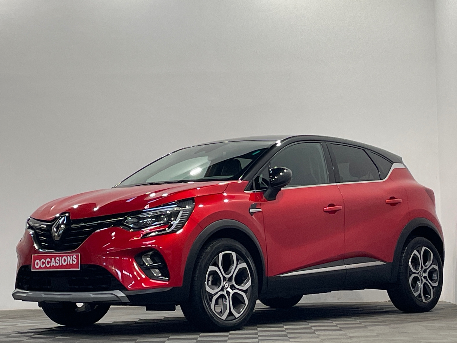 RENAULT CAPTUR techno mild hybrid 160 EDC d'occasion