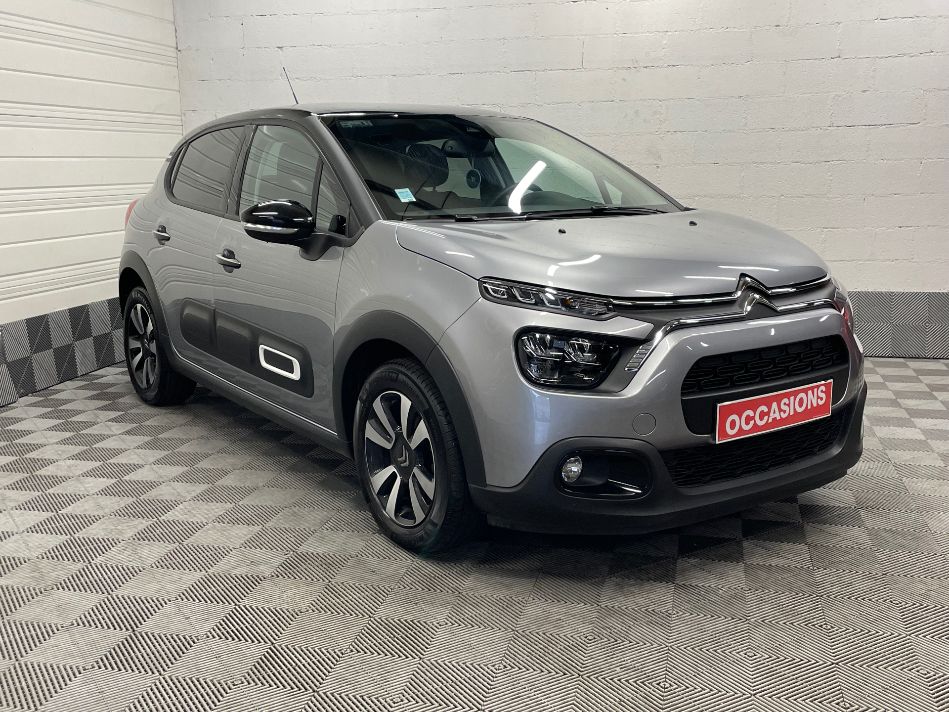Photo 3 du véhicule CITROEN C3