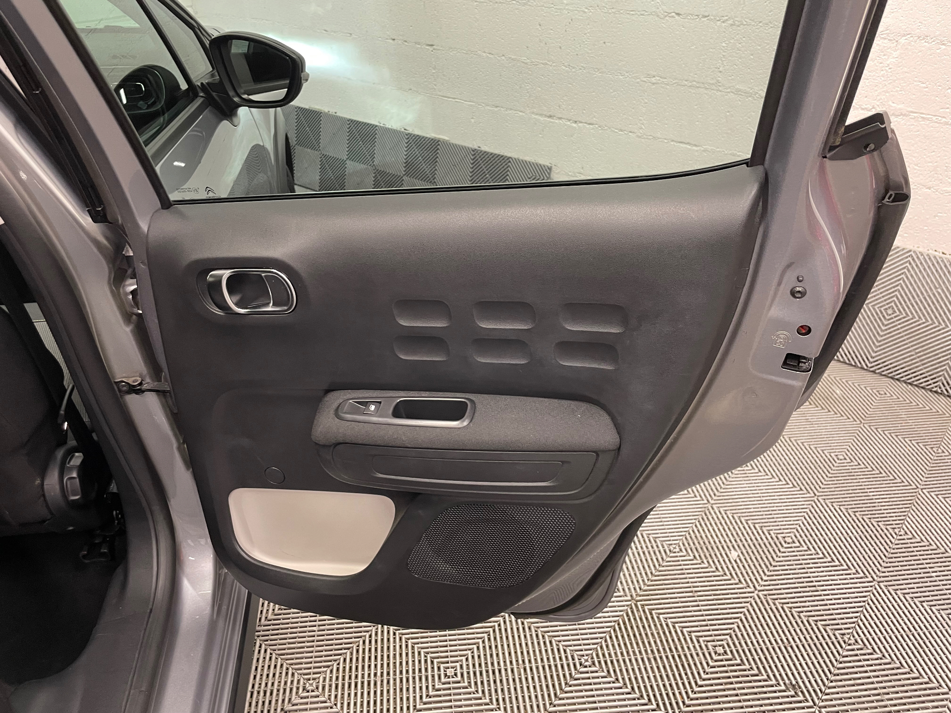Photo 32 du véhicule CITROEN C3