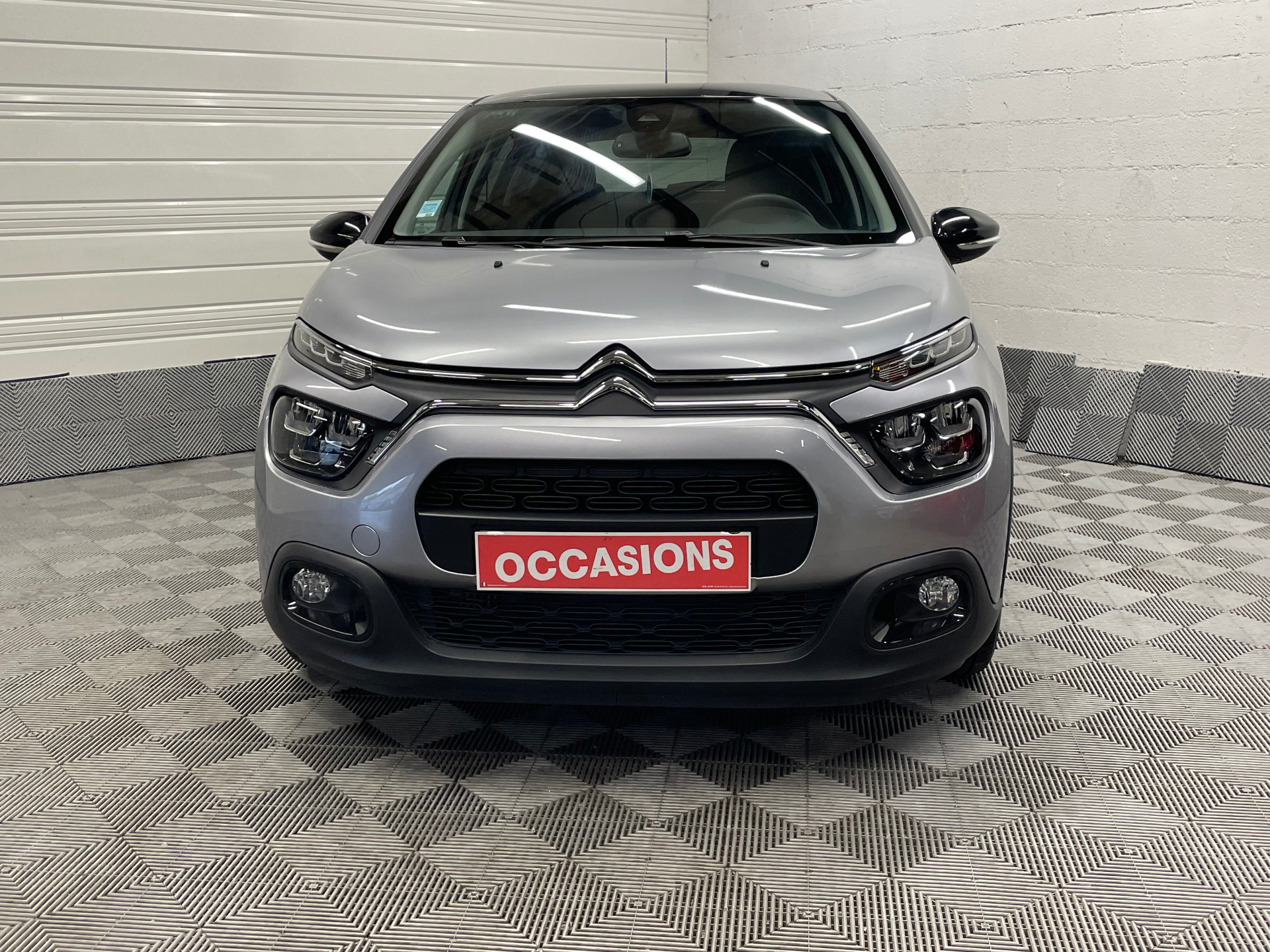 Photo 2 du véhicule CITROEN C3