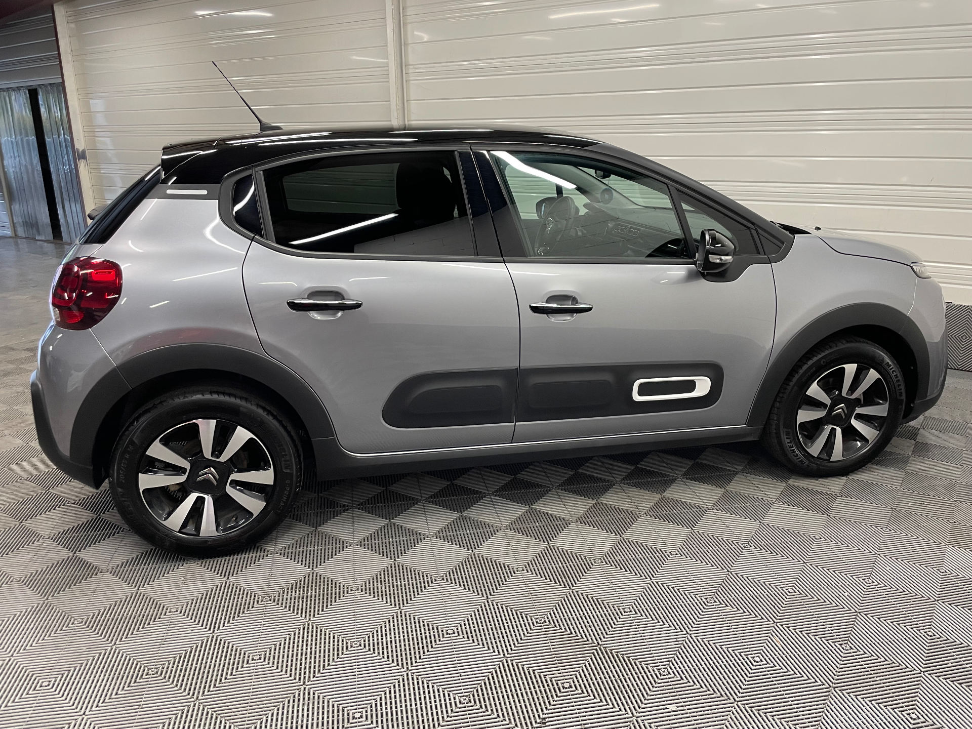 Photo 5 du véhicule CITROEN C3
