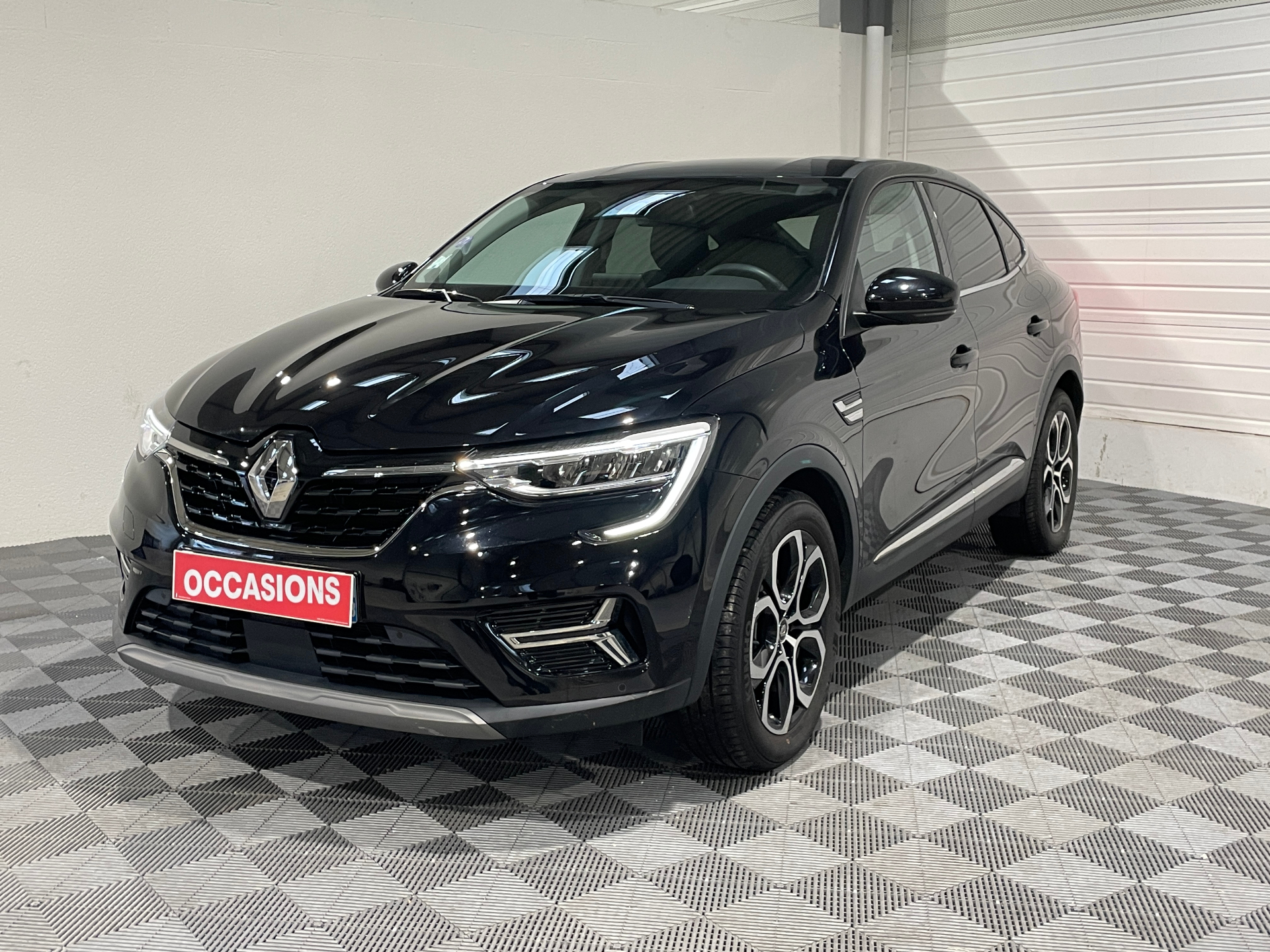 RENAULT ARKANA E-Tech hybride 145 - 22 Techno d'occasion