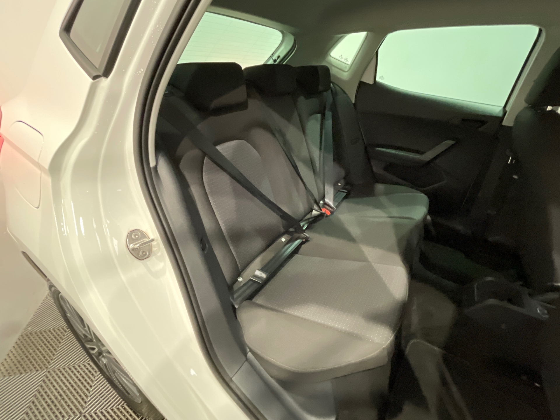 Photo 39 du véhicule SEAT IBIZA