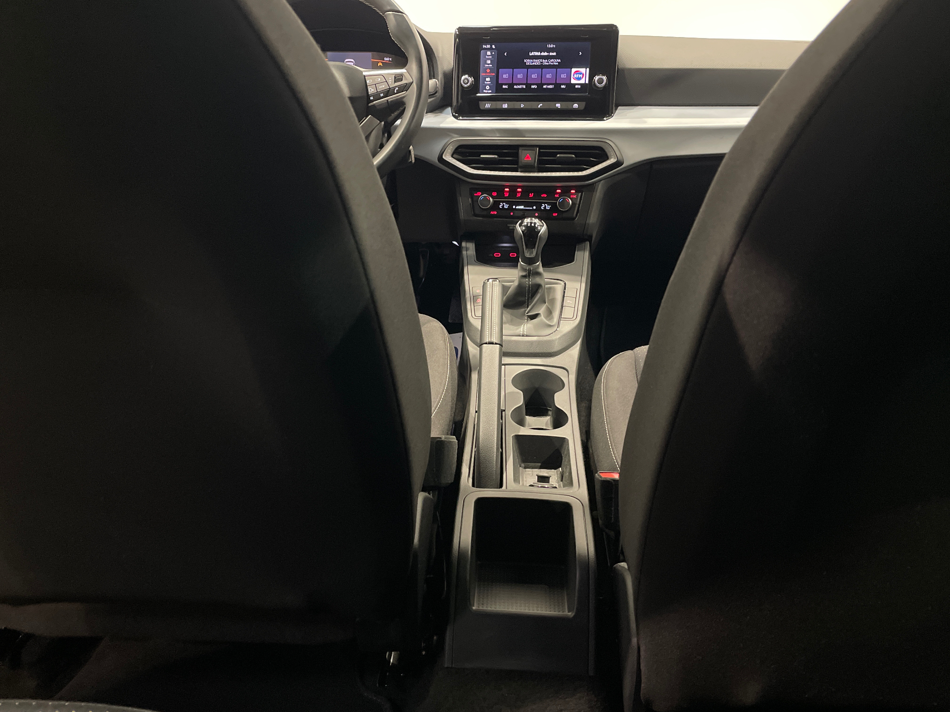 Photo 38 du véhicule SEAT IBIZA