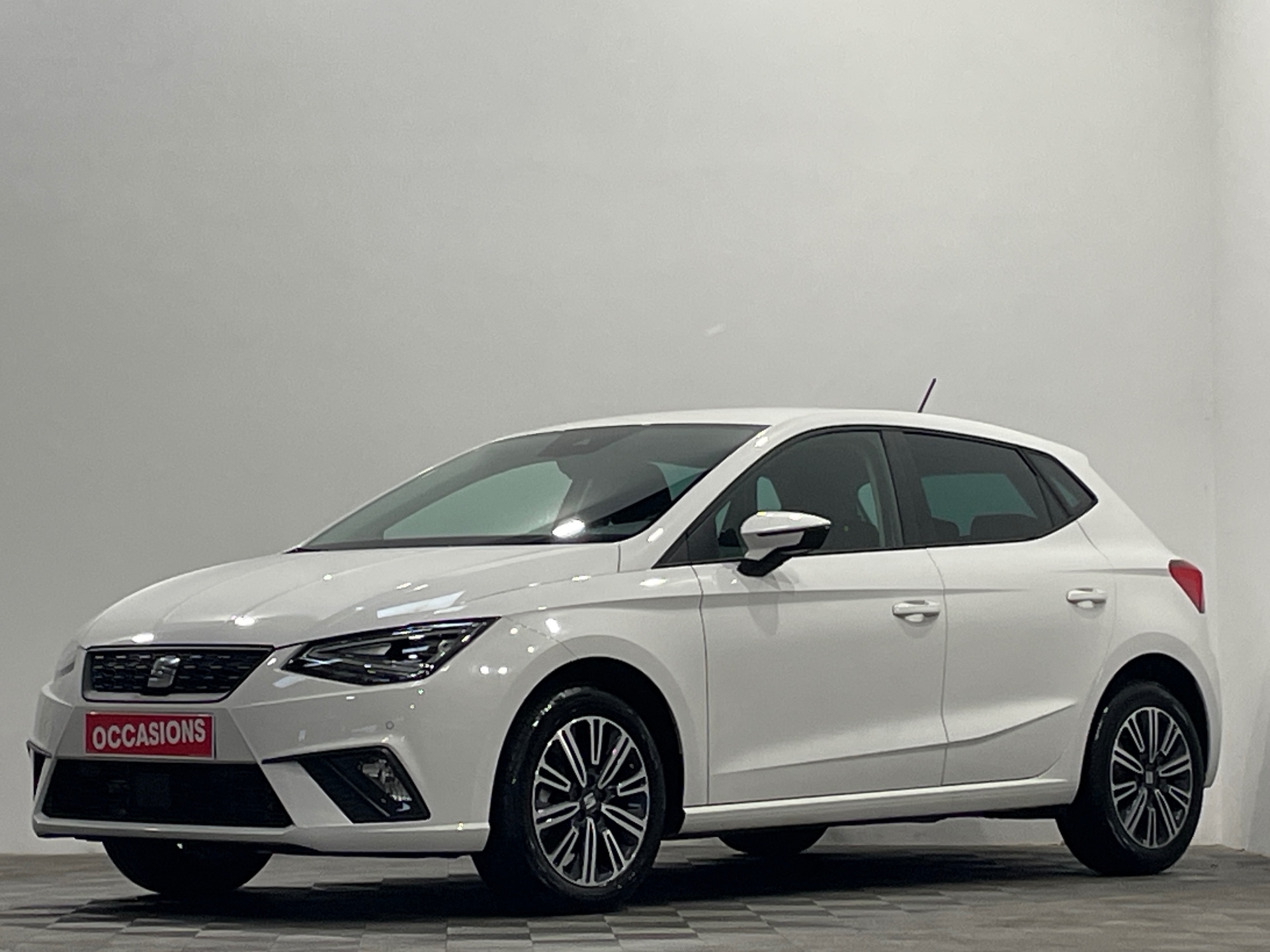 SEAT IBIZA