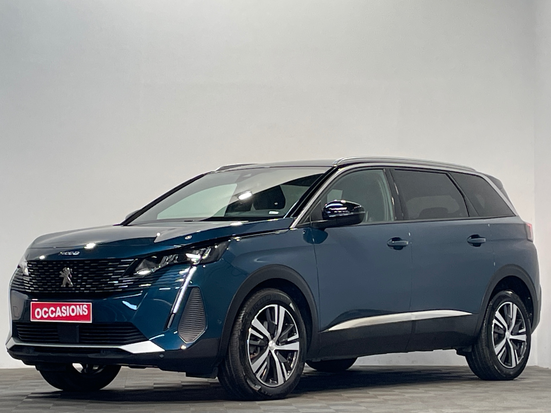 PEUGEOT 5008 ALLURE PK PTECH 130 S&S BVM6 d'occasion