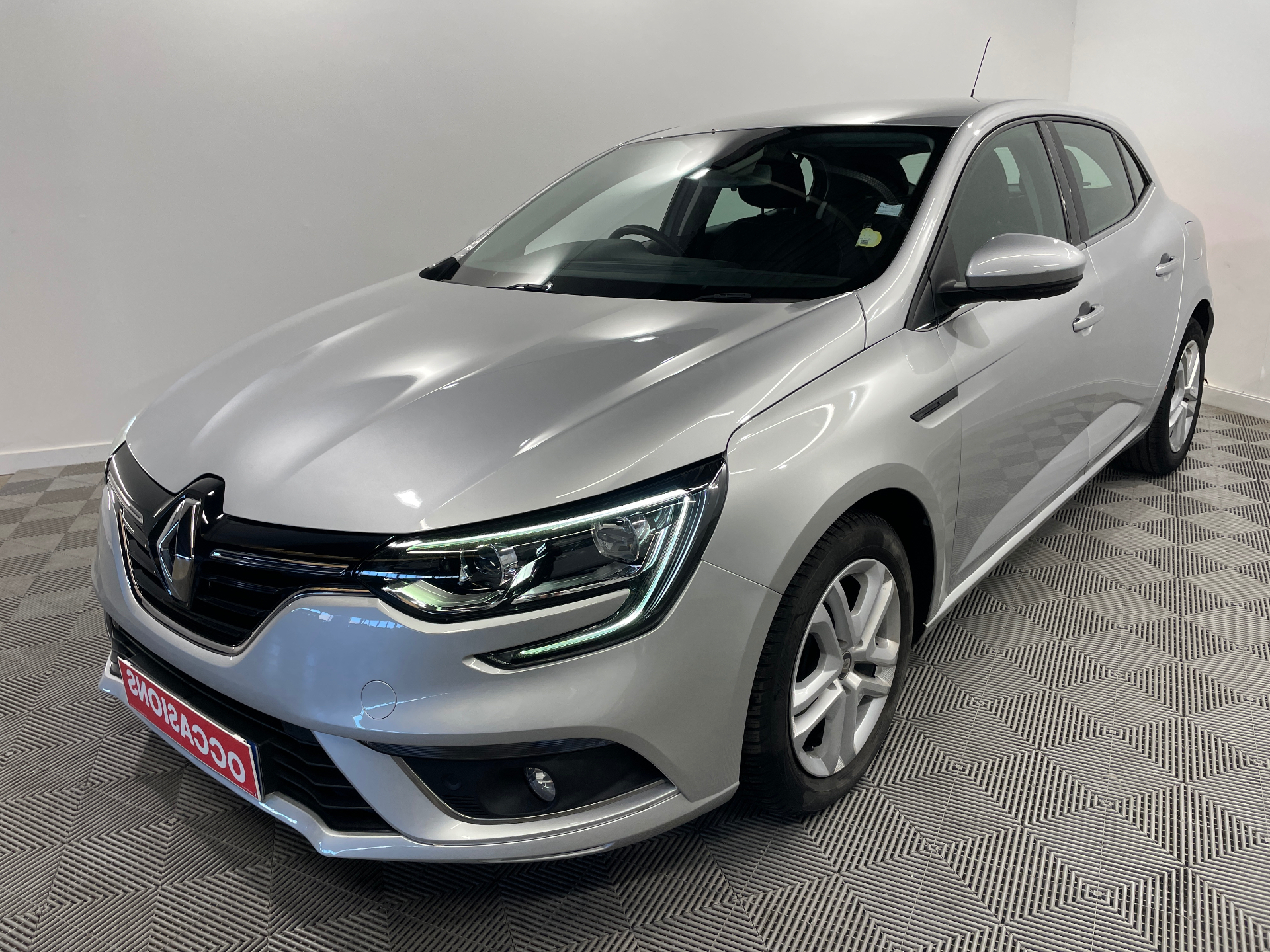 RENAULT MEGANE IV BERLINE BUSINESS Blue dCi 115 EDC Business d'occasion