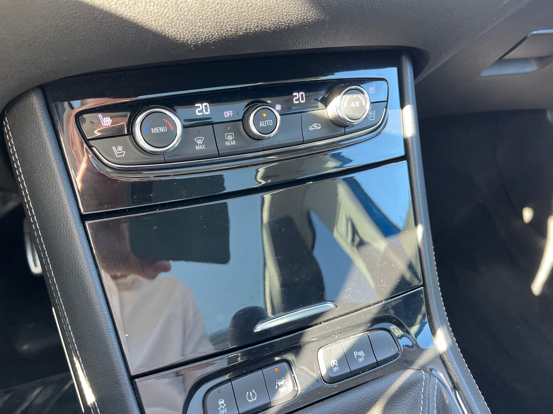 b7429160-7b21-4bb5-b5e0-59368a201f77