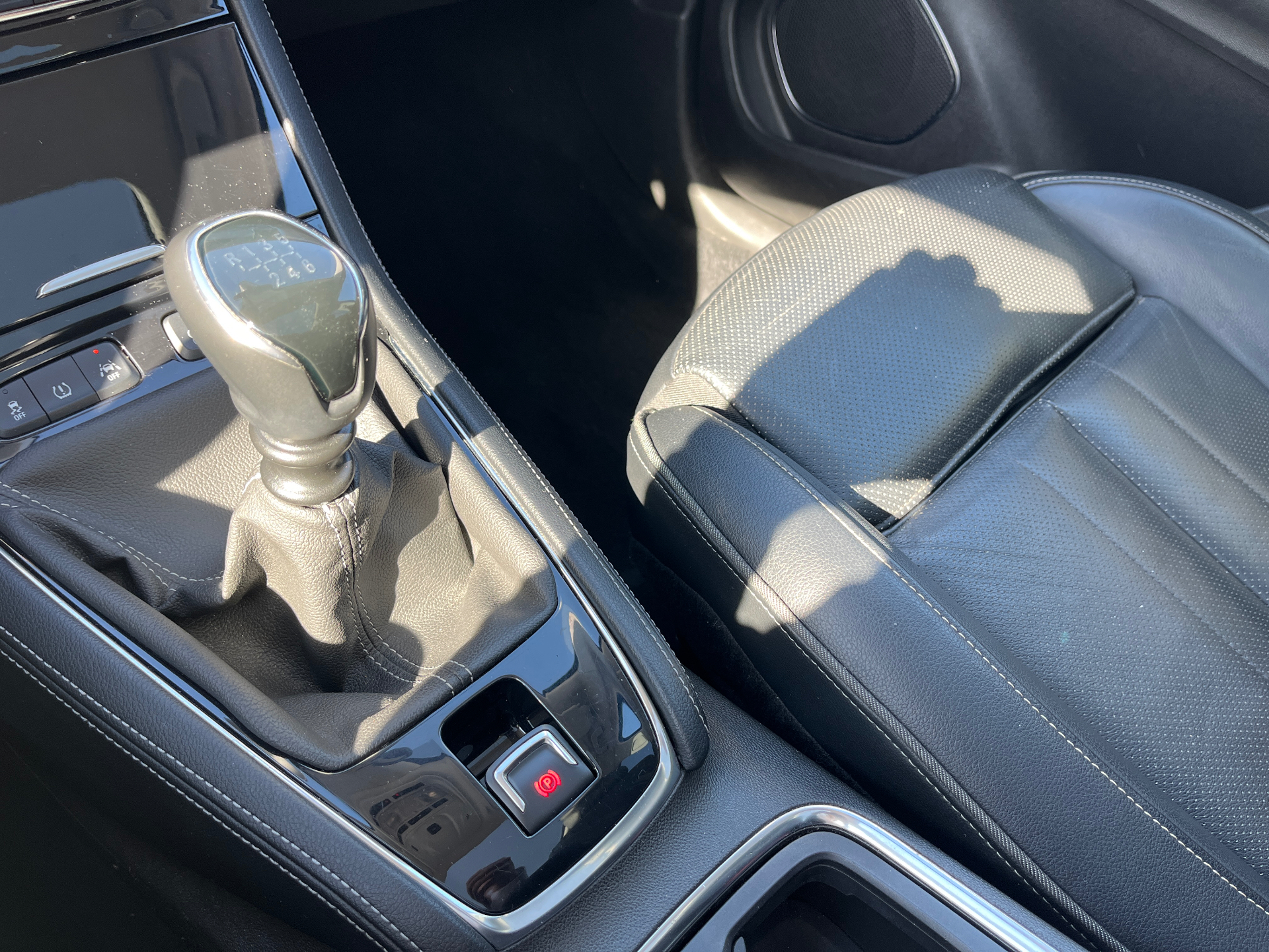 e33c7351-b457-451a-9bbd-052a90ab0daf