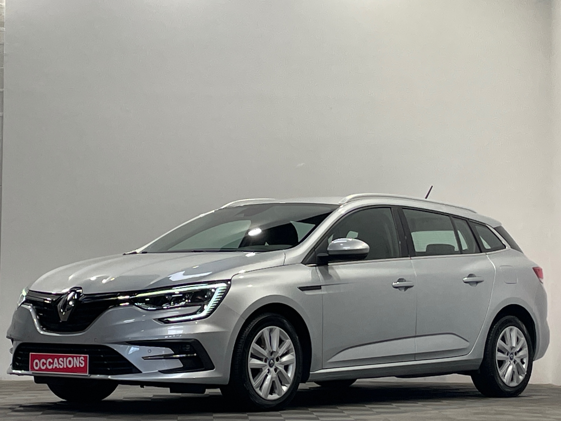 RENAULT MEGANE IV ESTATE E-TECH Plug-In Hybride 160 - 21N Business d'occasion