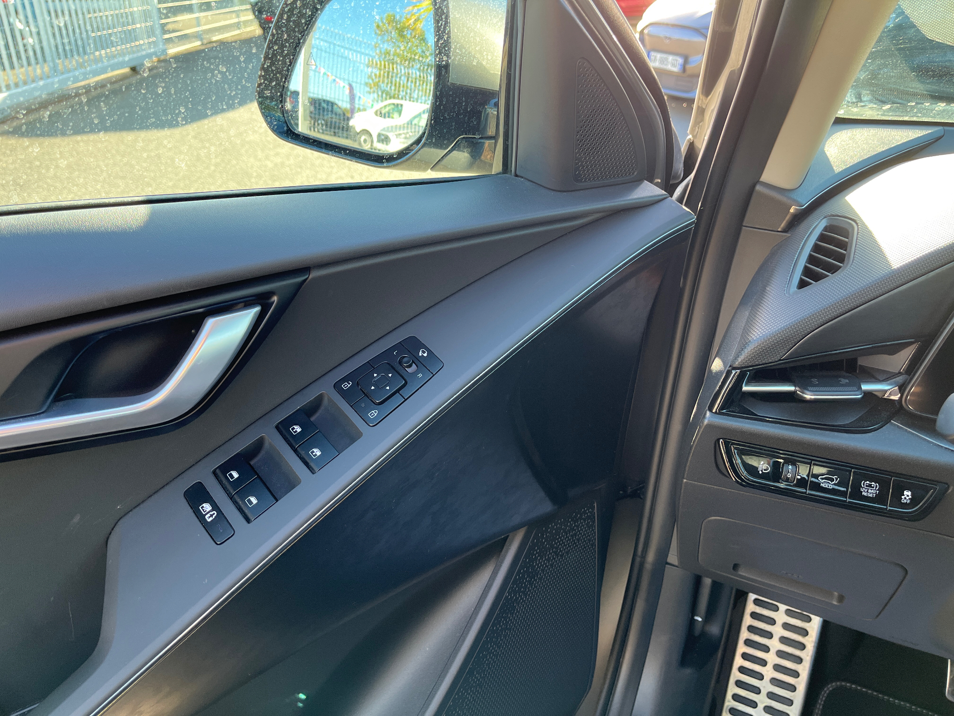 60604316-6ecb-4812-aacd-86a3832d48ce