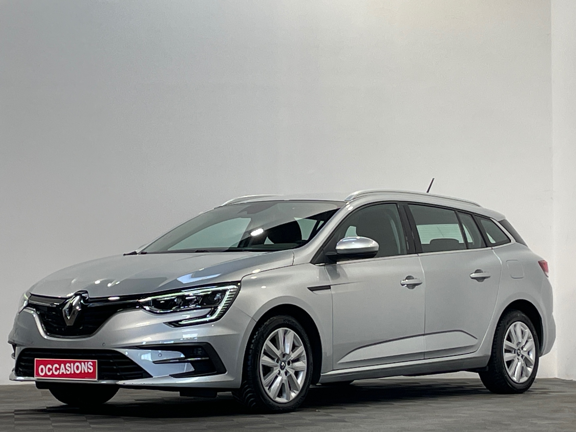 RENAULT MEGANE IV ESTATE E-TECH Plug-In Hybride 160 Business d'occasion