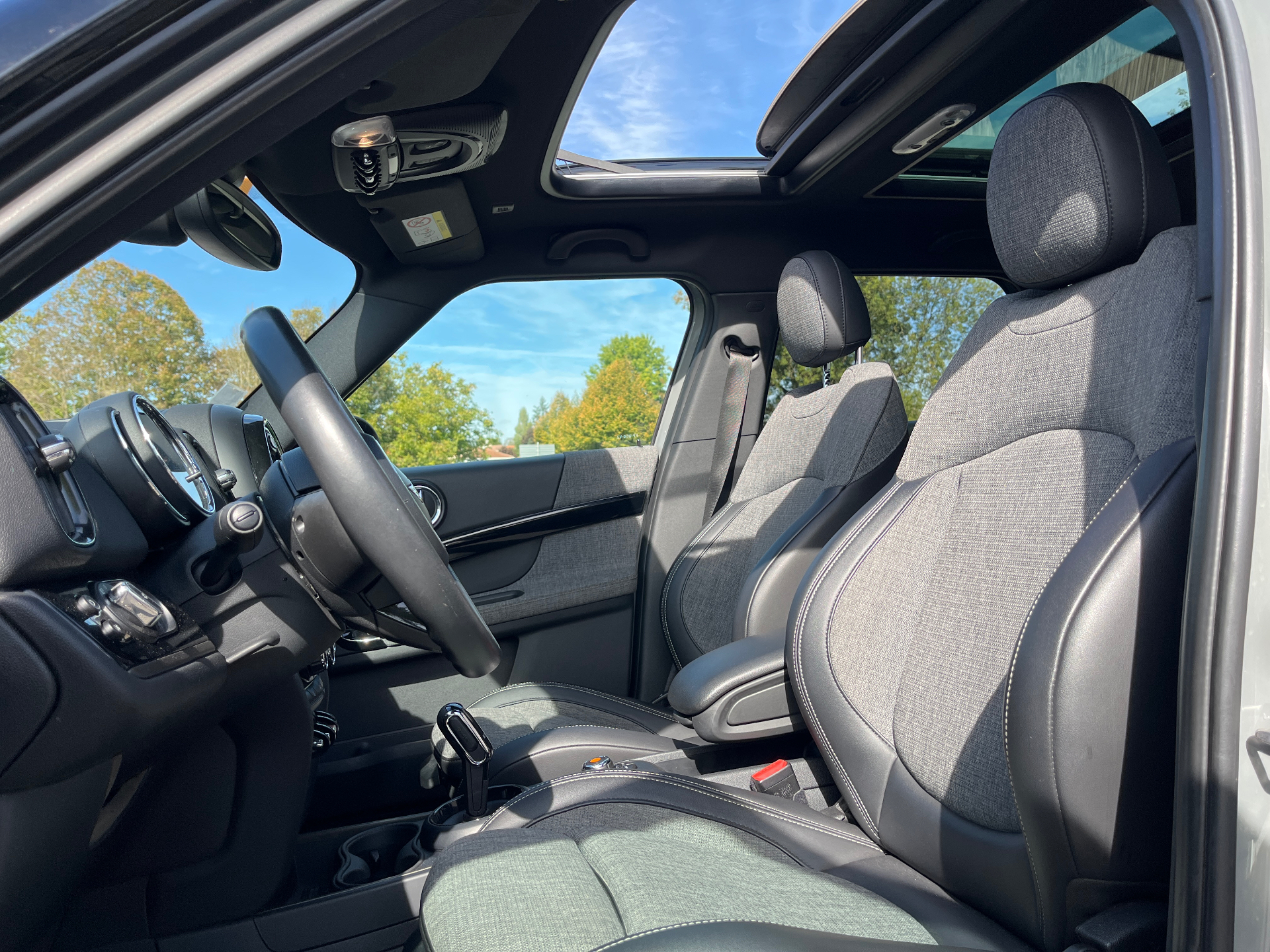 2f3bac5d-3522-436c-94c2-133449652a74