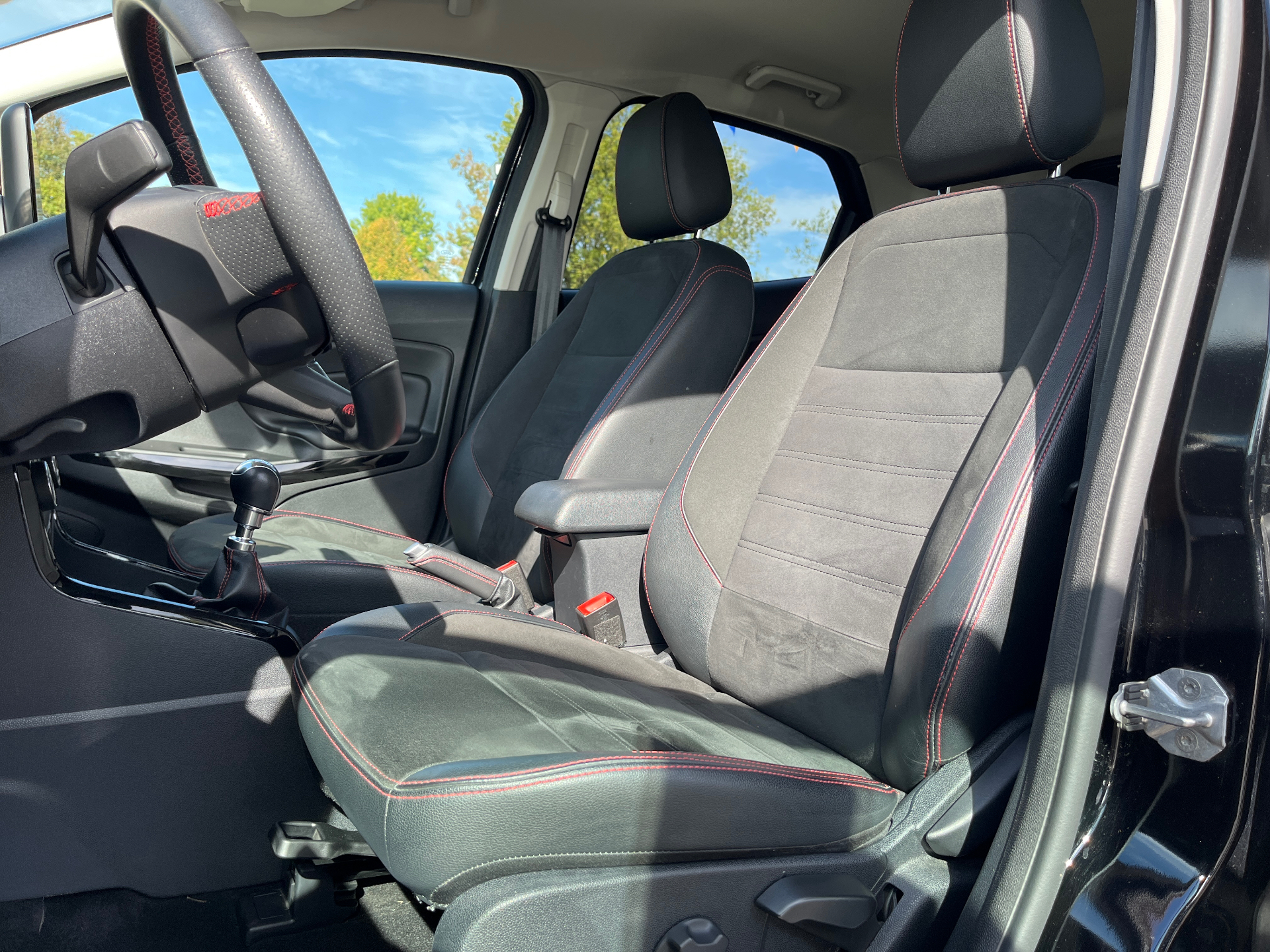 5457fdbf-d4b7-497c-ab15-6e7adc1e67b8