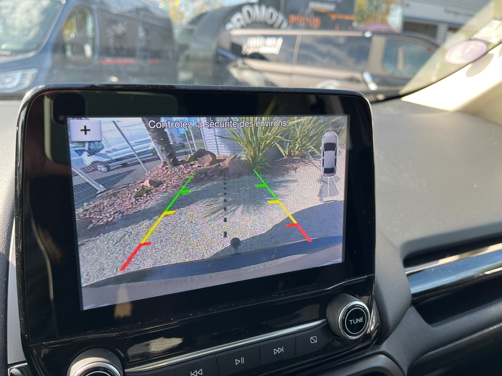 fc61db49-1348-4093-acfc-5c4e4debe2de