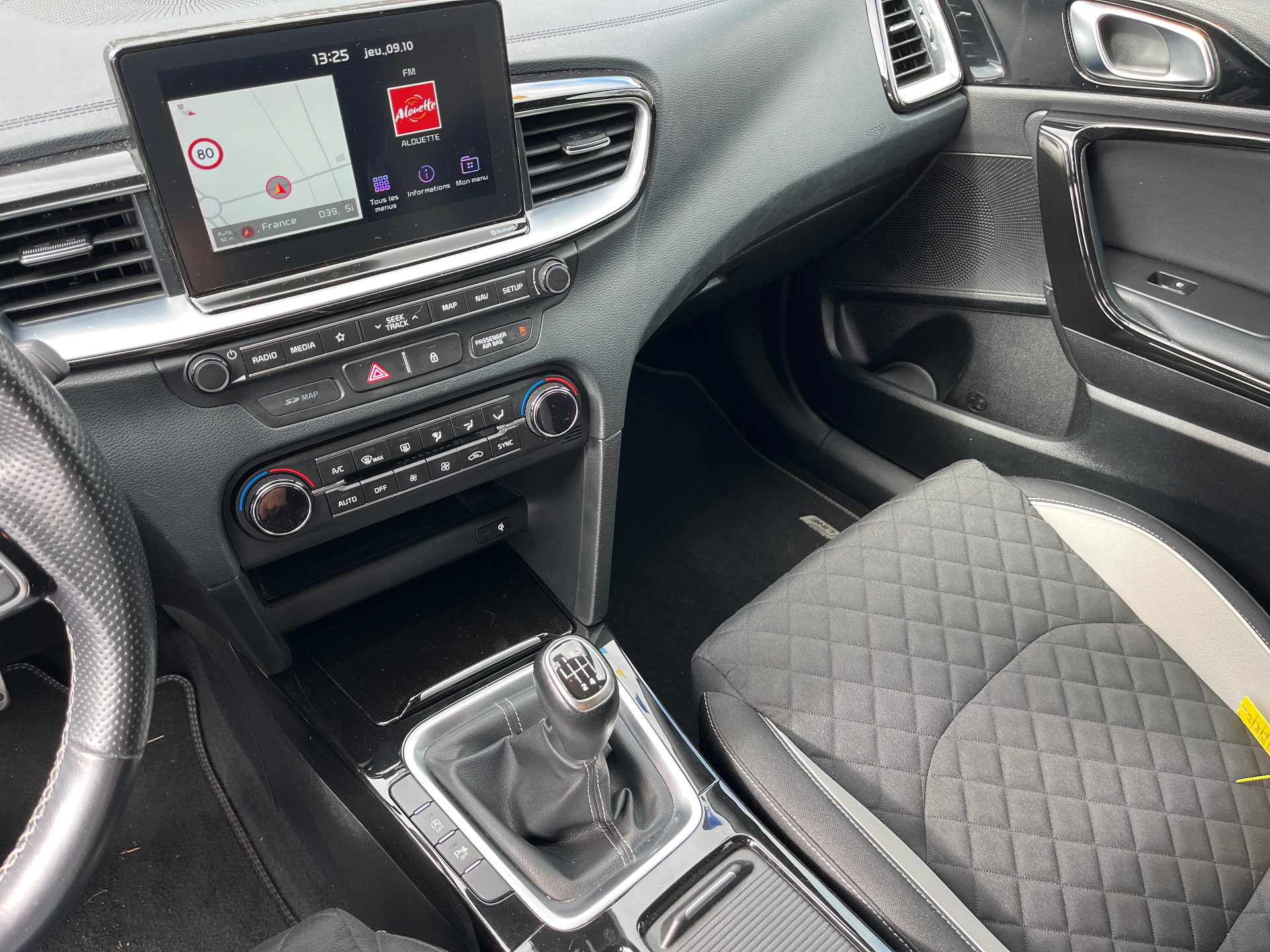 6dc710e5-ef73-4ed6-b4d8-1a3718fb192d