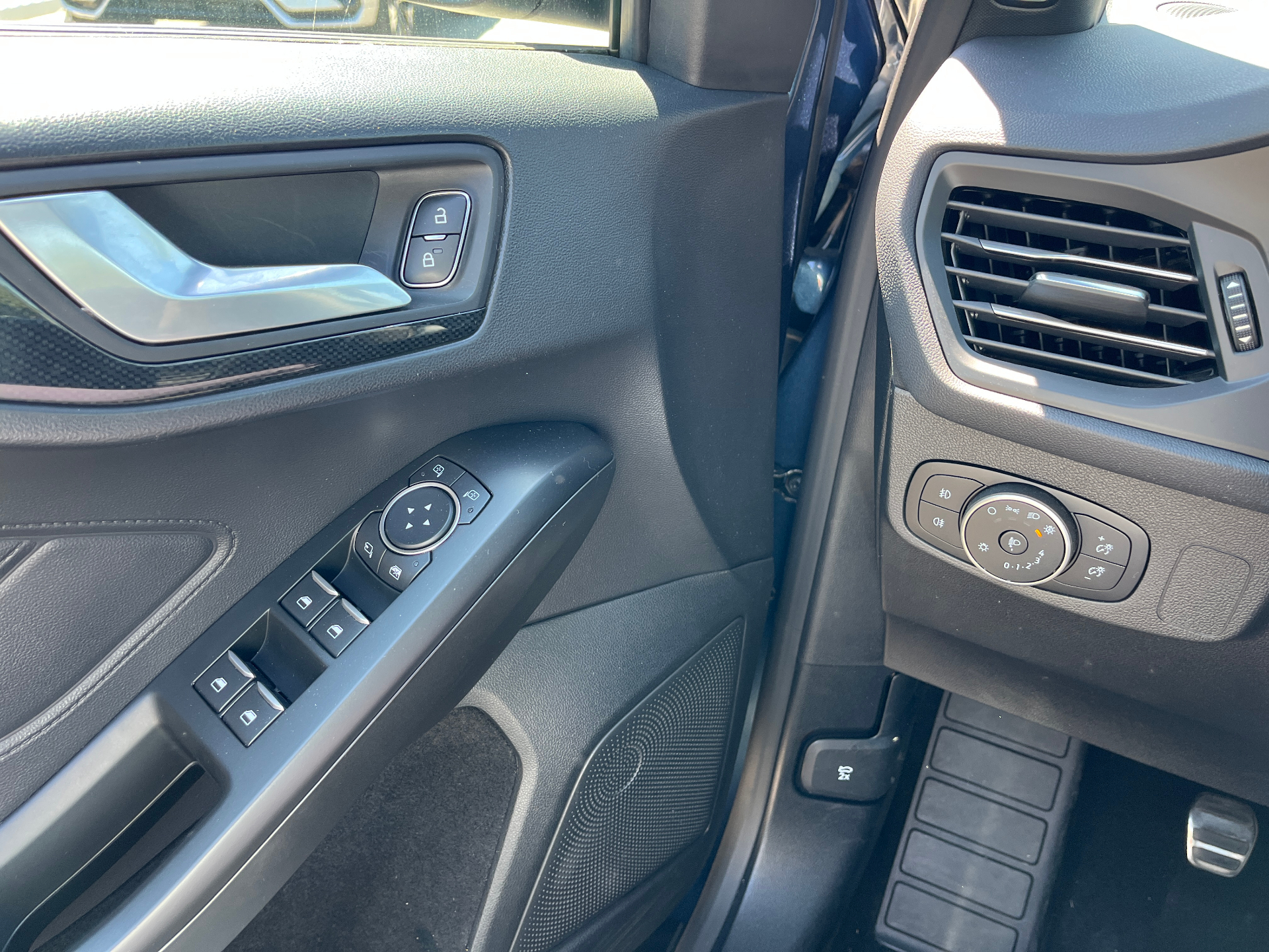 823a5111-2130-4a00-8f3c-04332dd5beed