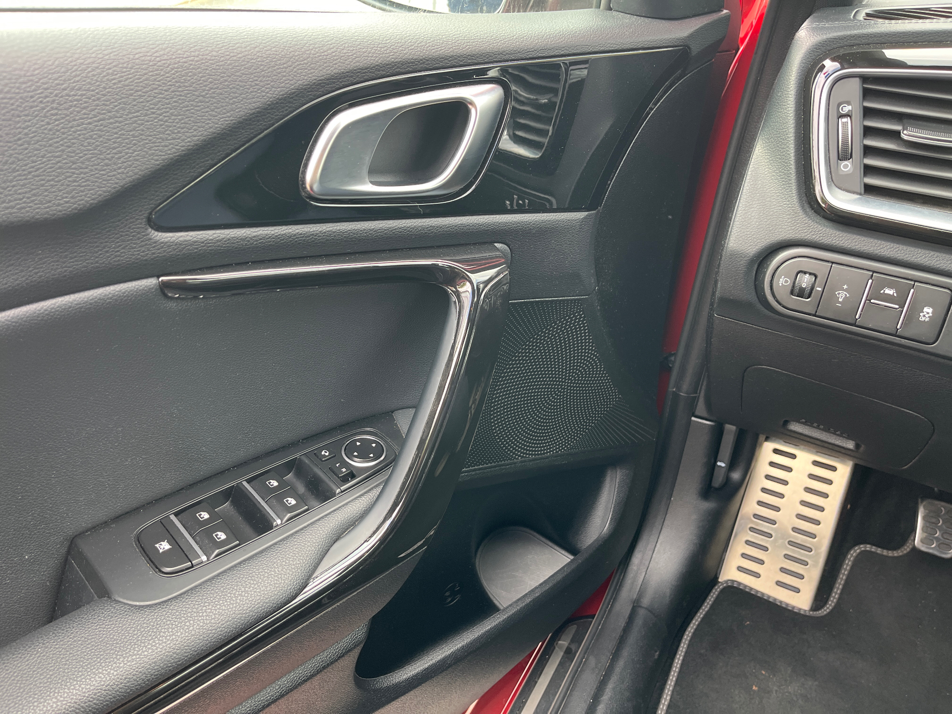 e9ce0cdb-722c-44a7-bb51-210f88ca3165