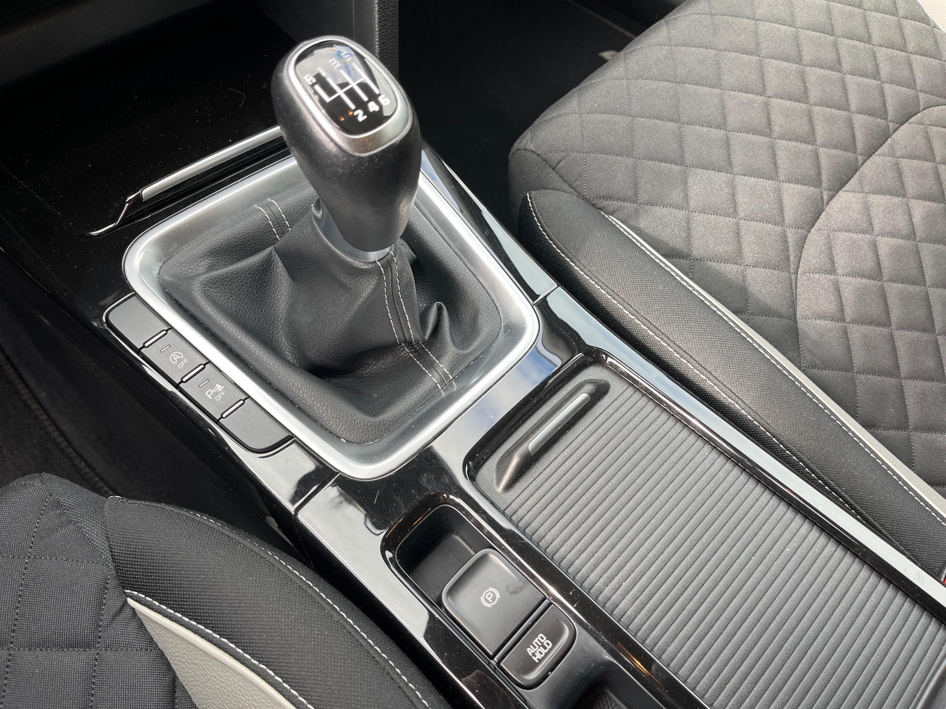 ed825bdb-a3cf-4e71-b1bc-02d39f7a1f7d