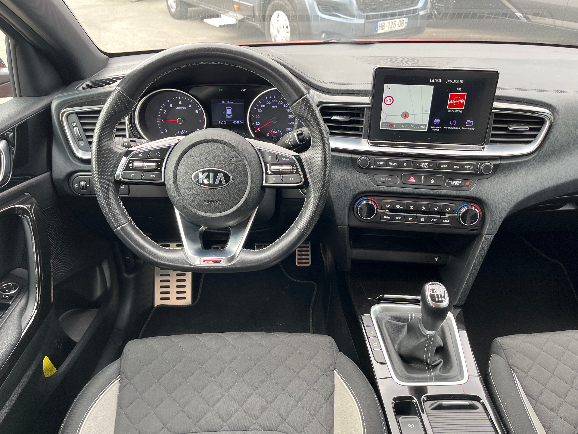 fd812eb8-cff3-4591-b1ed-a1709f8630cf