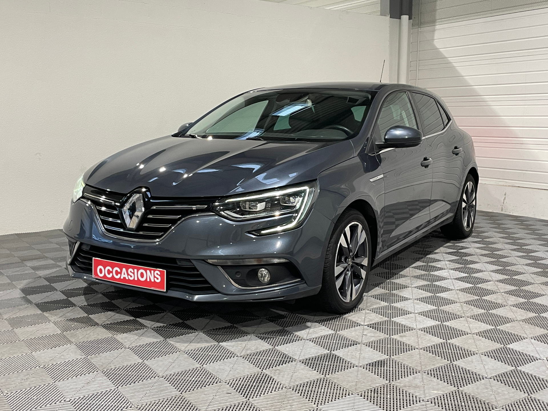 RENAULT MEGANE IV BERLINE TCe 140 FAP Intens d'occasion