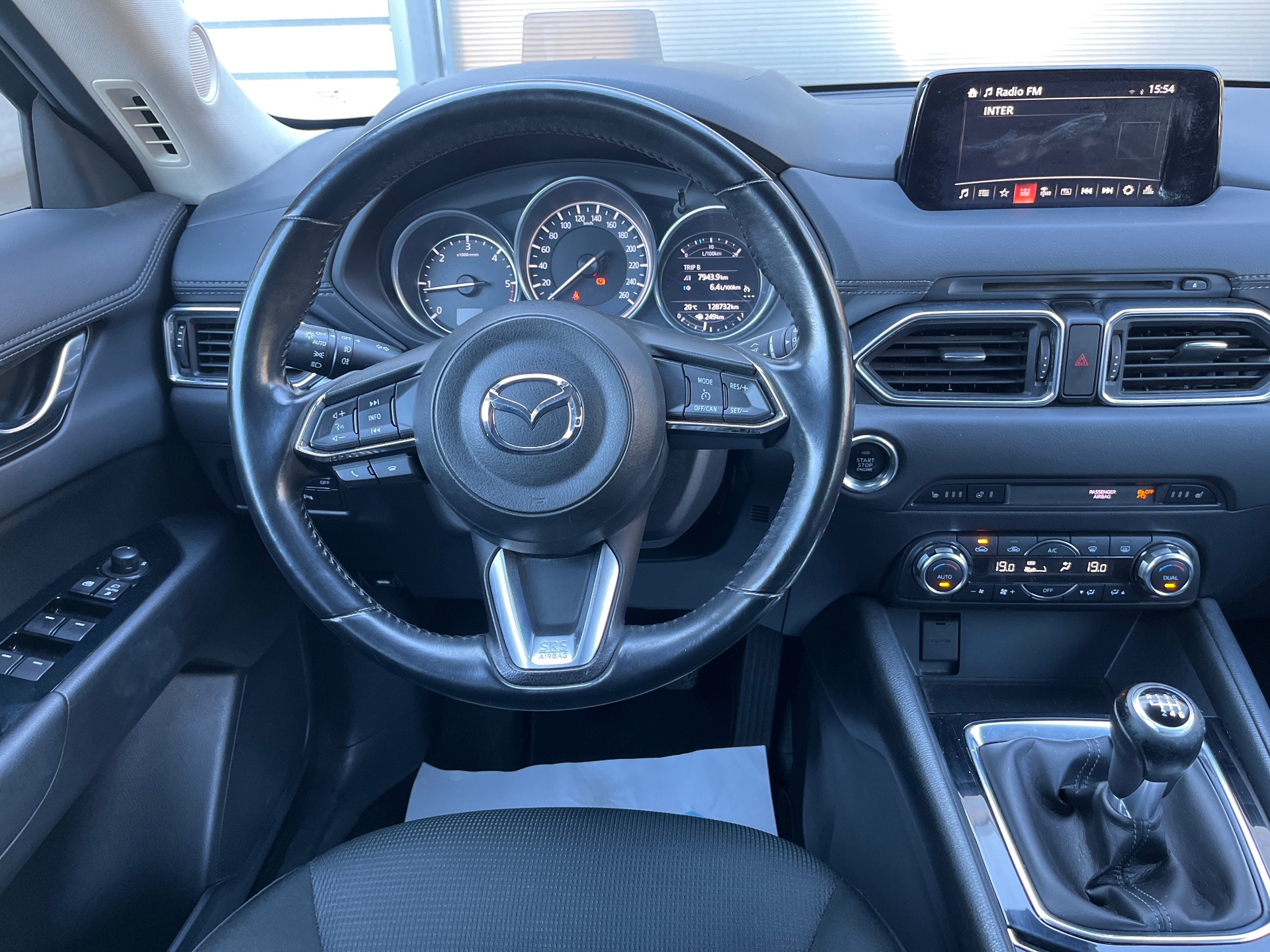 09ed8c13-a123-4281-a539-2fc0afad9664