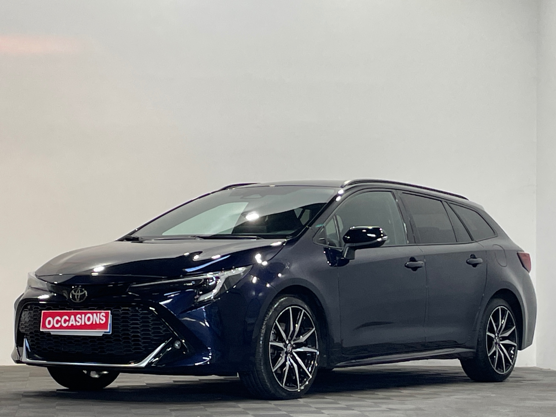 TOYOTA COROLLA TOURING SPORTS HYBRIDE 196 GR SPORT d'occasion