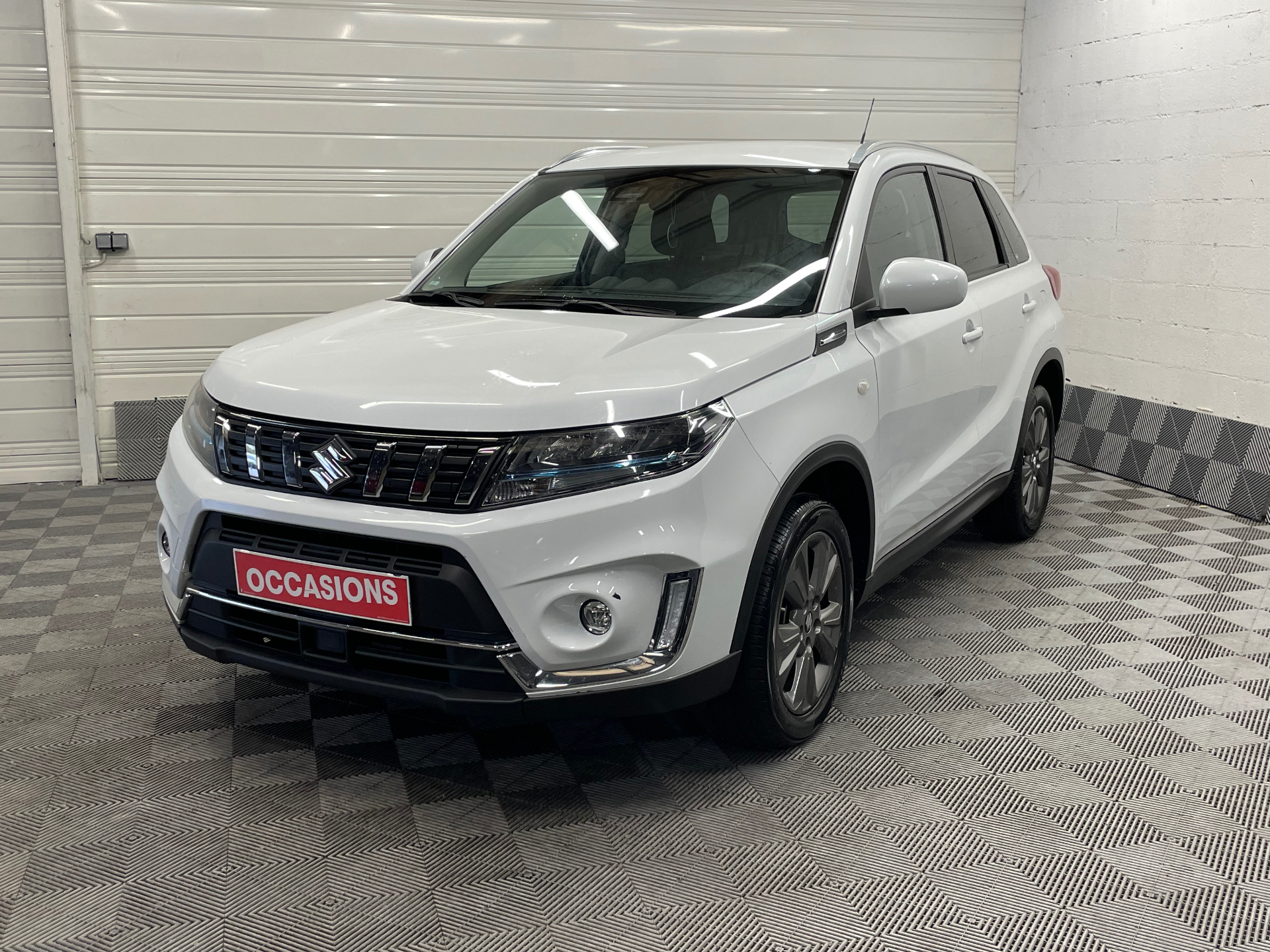 SUZUKI VITARA 1.5 HYBRIDE PRIVILEGE AUTO d'occasion