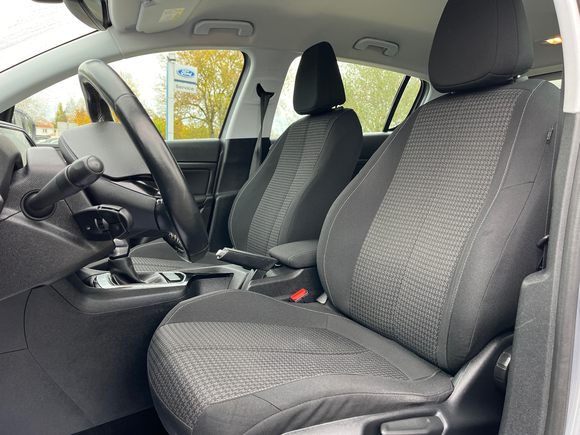 70328ddb-58cc-491b-bb7d-97fefe3f4b36