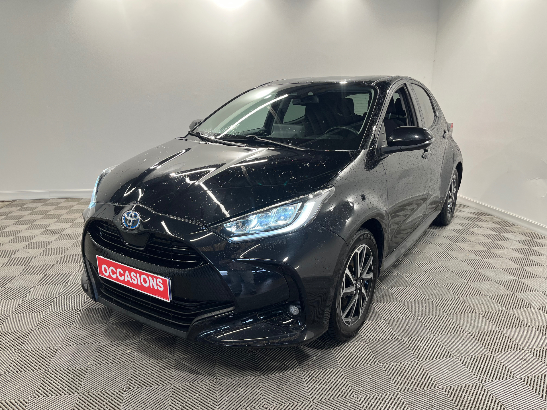 TOYOTA YARIS HYBRIDE MY20 116H design d'occasion