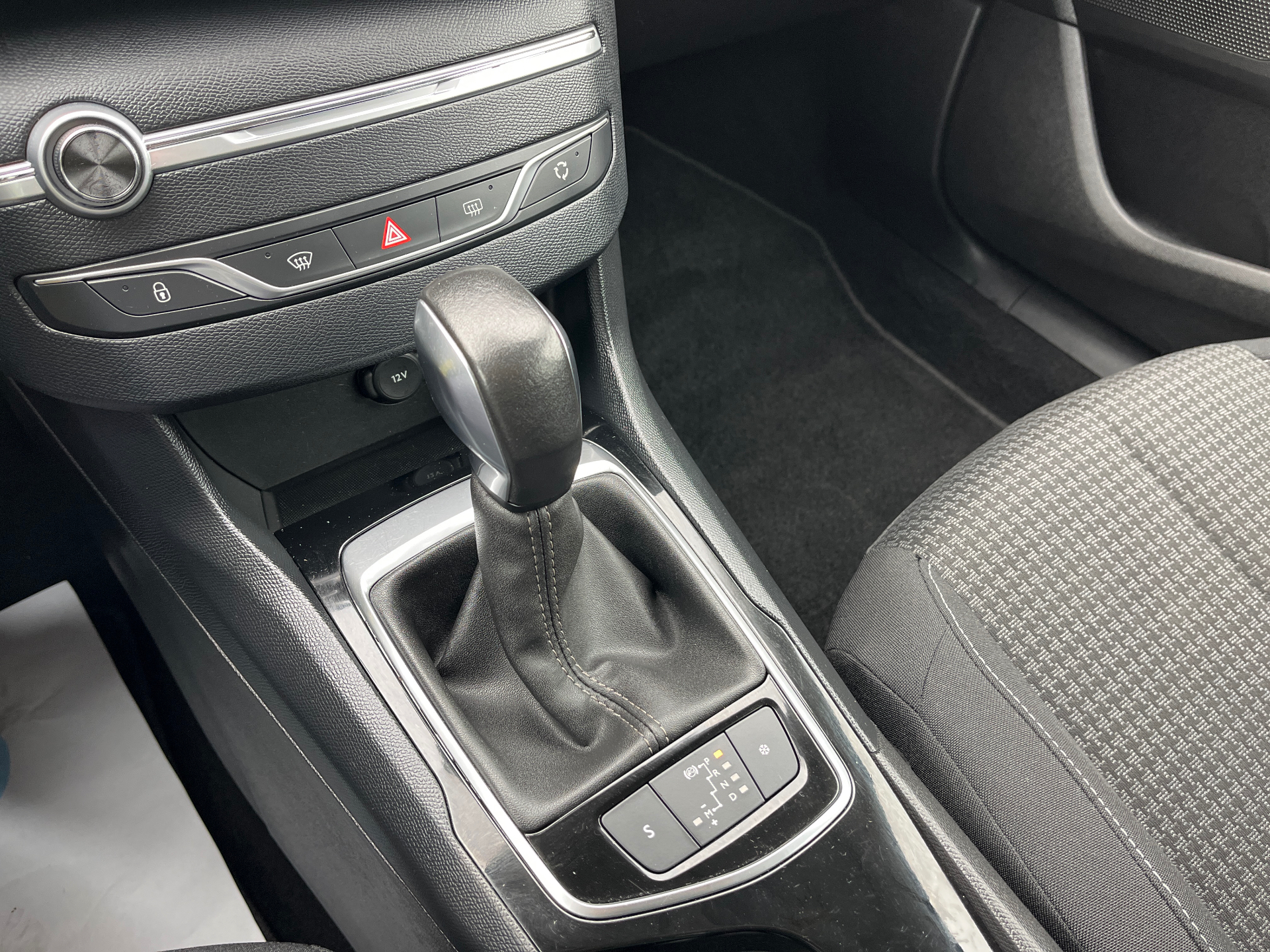 a9700d10-500d-4278-847b-485e02cd1961