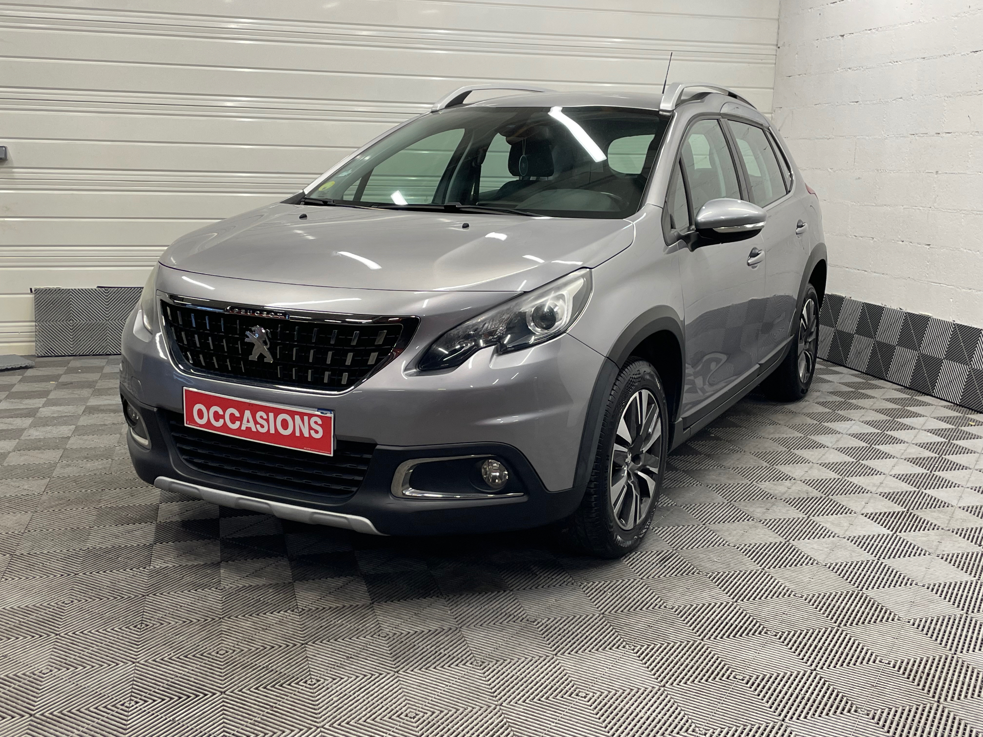 PEUGEOT 2008 1.6 BlueHDi 100ch BVM5 Allure d'occasion