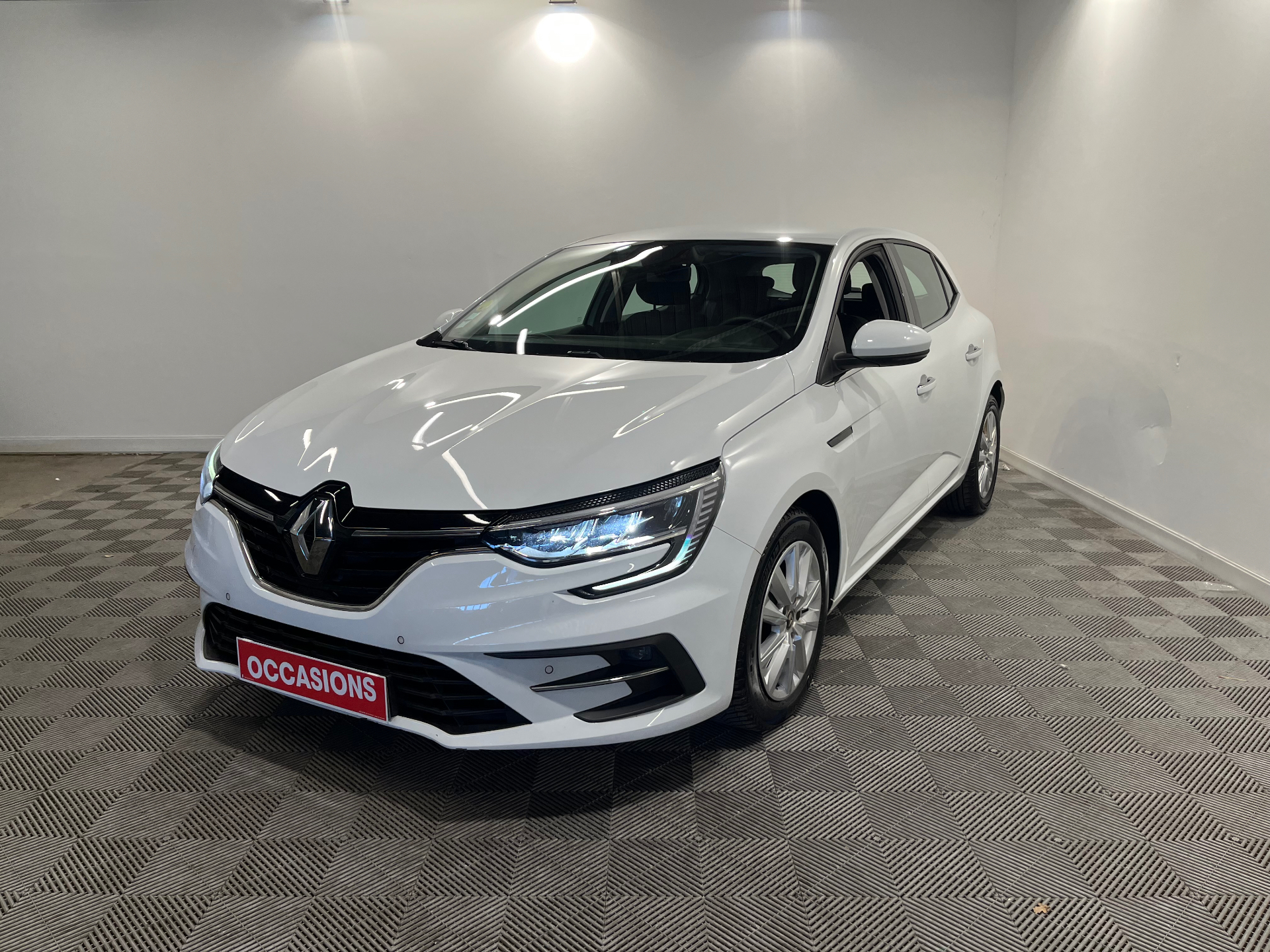 RENAULT MEGANE IV BERLINE Blue dCi 115 Business d'occasion
