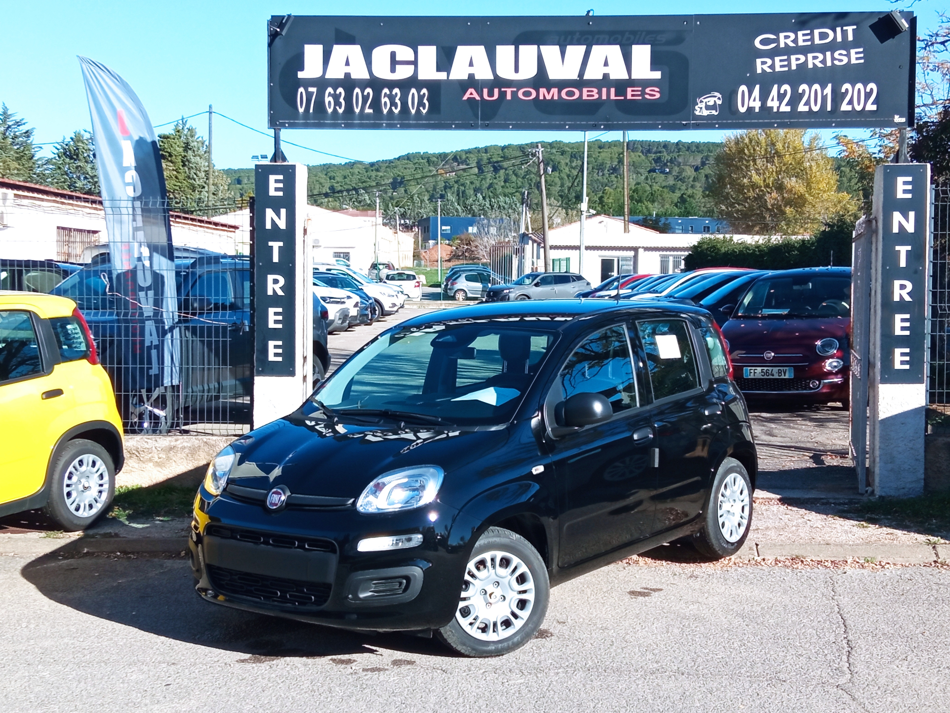 FIAT PANDA 1.0 70 ch Hybrid BSG S/S Icone + peinture métallisée + kit gonflage, voiture neuve