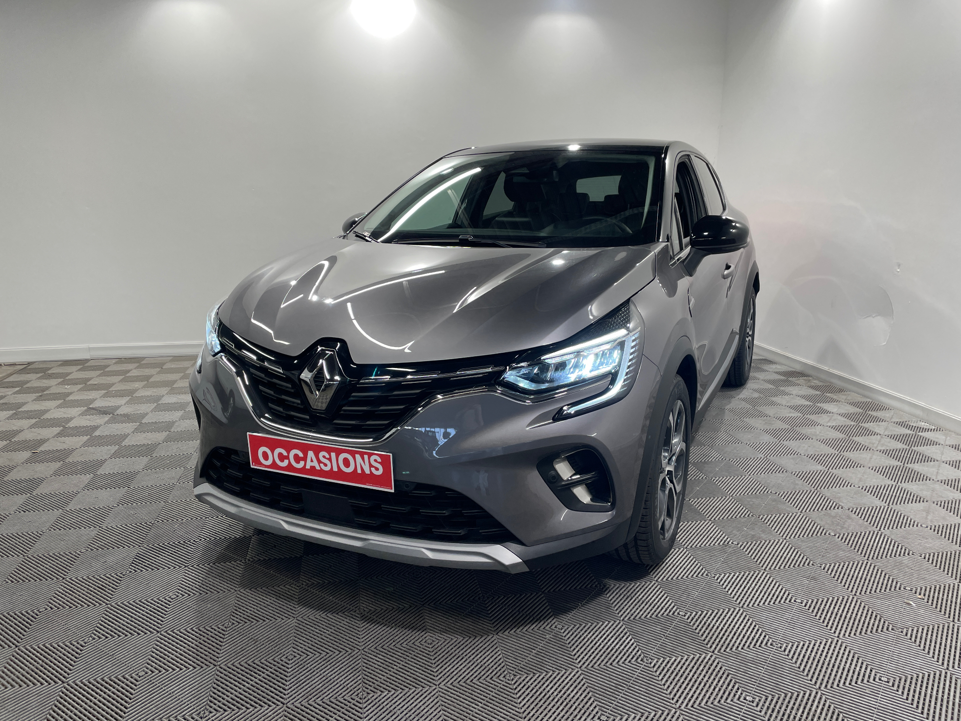 RENAULT CAPTUR techno mild hybrid 160 EDC d'occasion