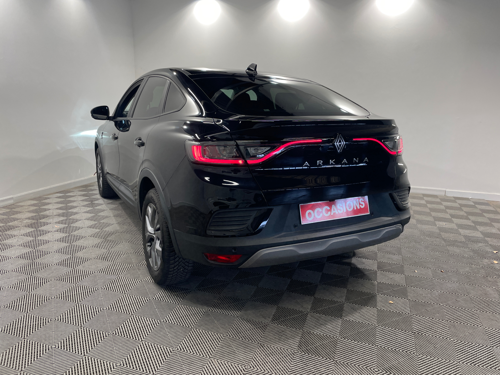 Photo 8 du véhicule RENAULT ARKANA