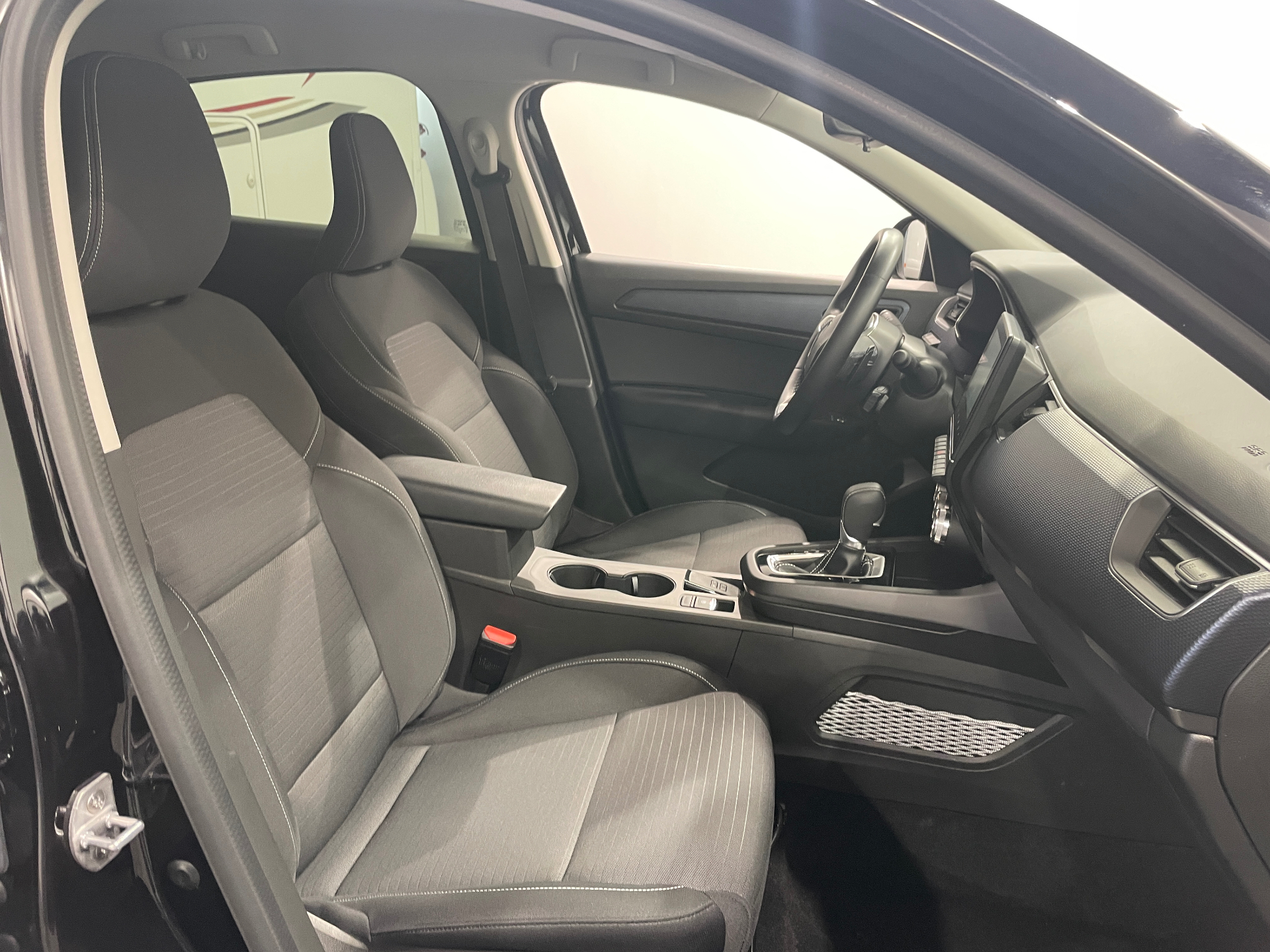 Photo 30 du véhicule RENAULT ARKANA