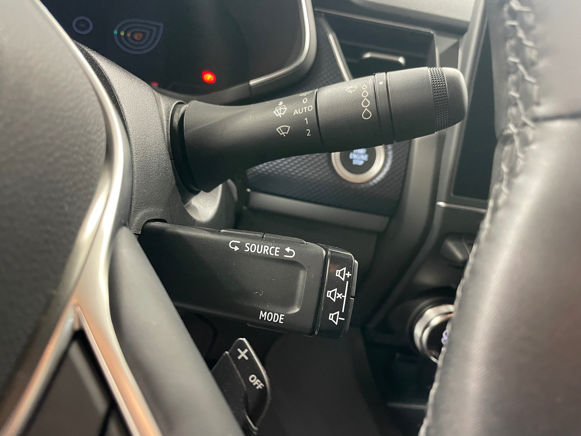 Photo 15 du véhicule RENAULT ARKANA