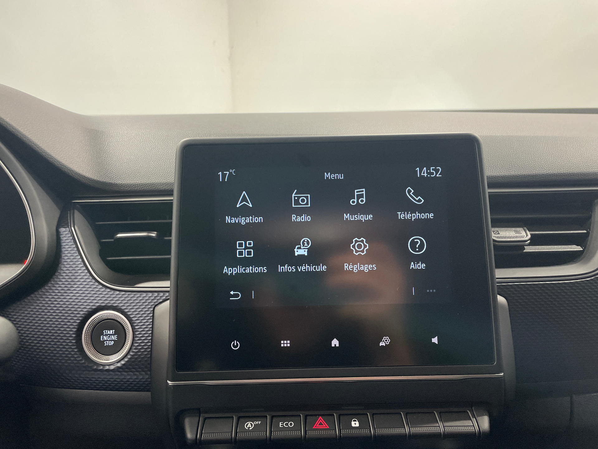 Photo 22 du véhicule RENAULT ARKANA