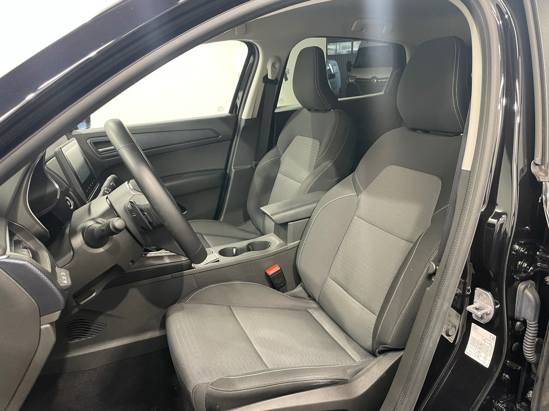 Photo 35 du véhicule RENAULT ARKANA