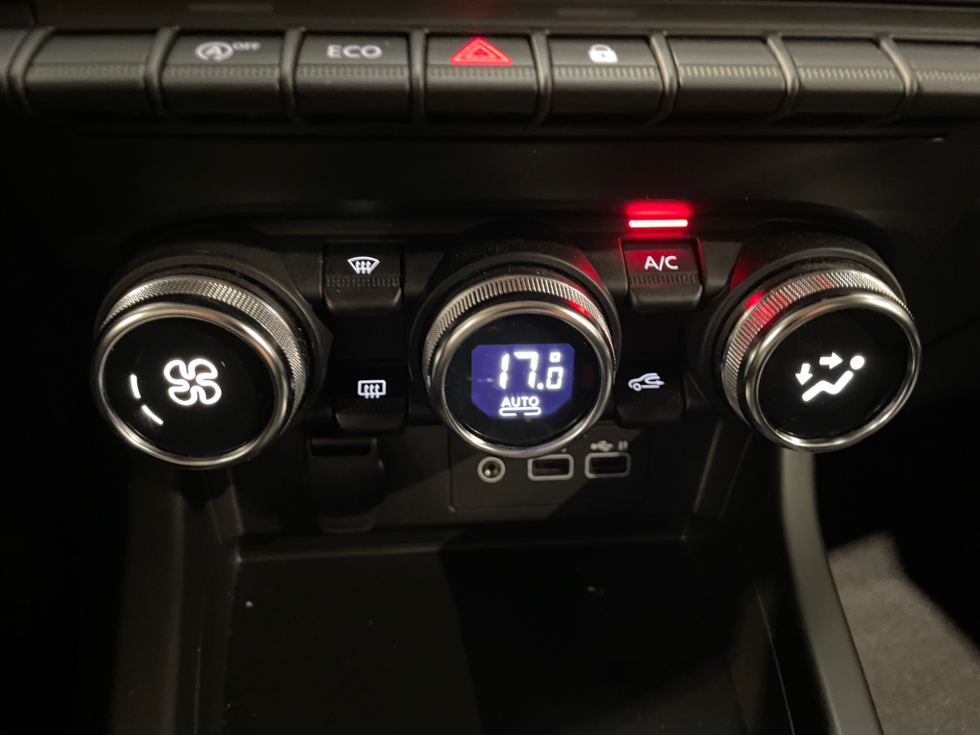 Photo 25 du véhicule RENAULT ARKANA