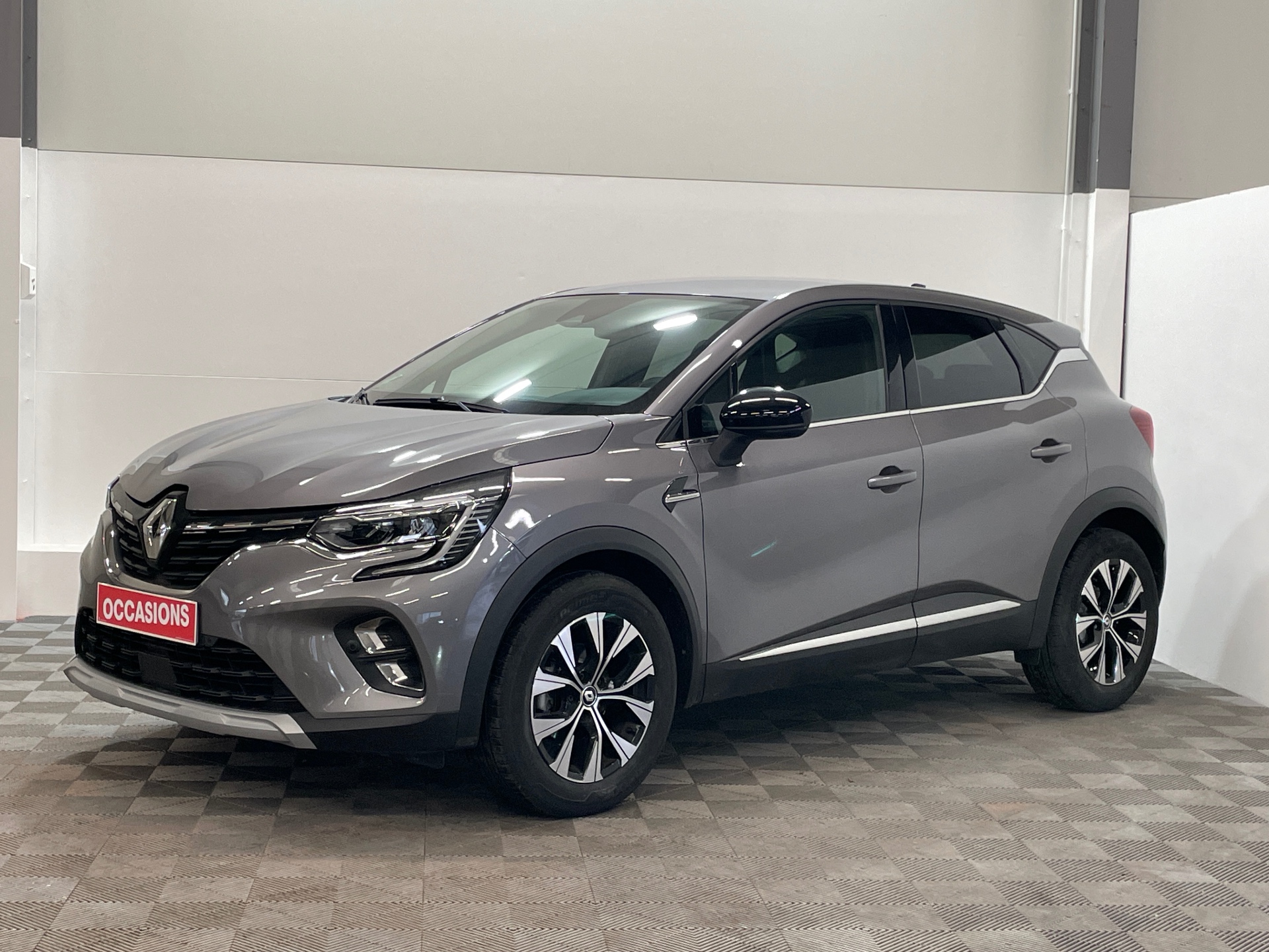 RENAULT CAPTUR Mild Hybrid EDC 140 TECHNO d'occasion