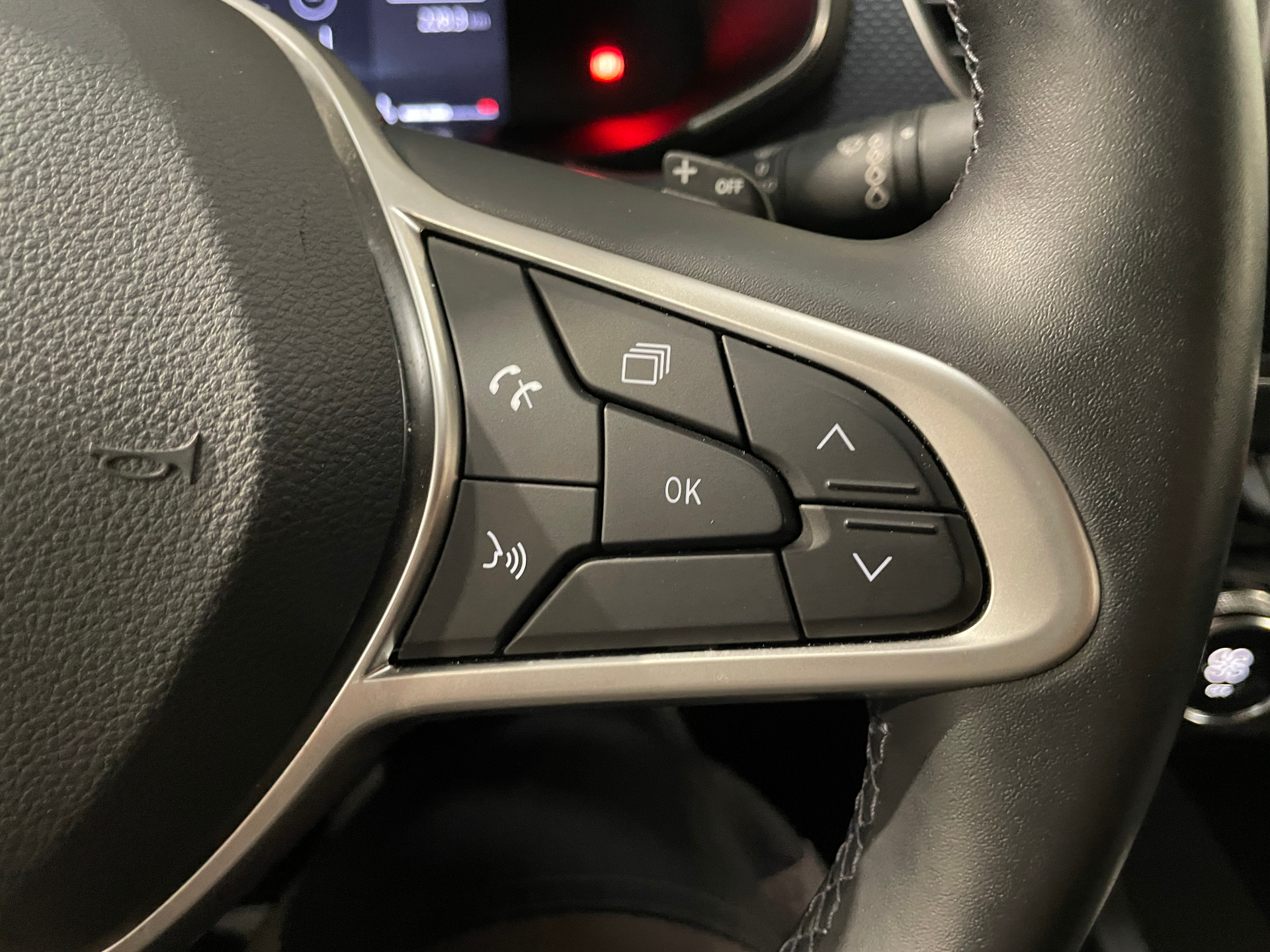 Photo 30 du véhicule RENAULT ARKANA