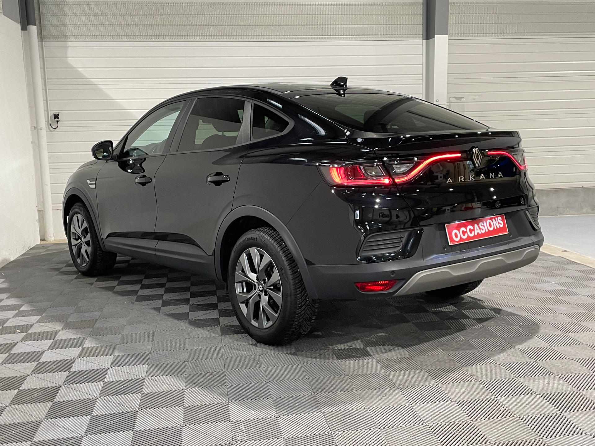 Photo 7 du véhicule RENAULT ARKANA