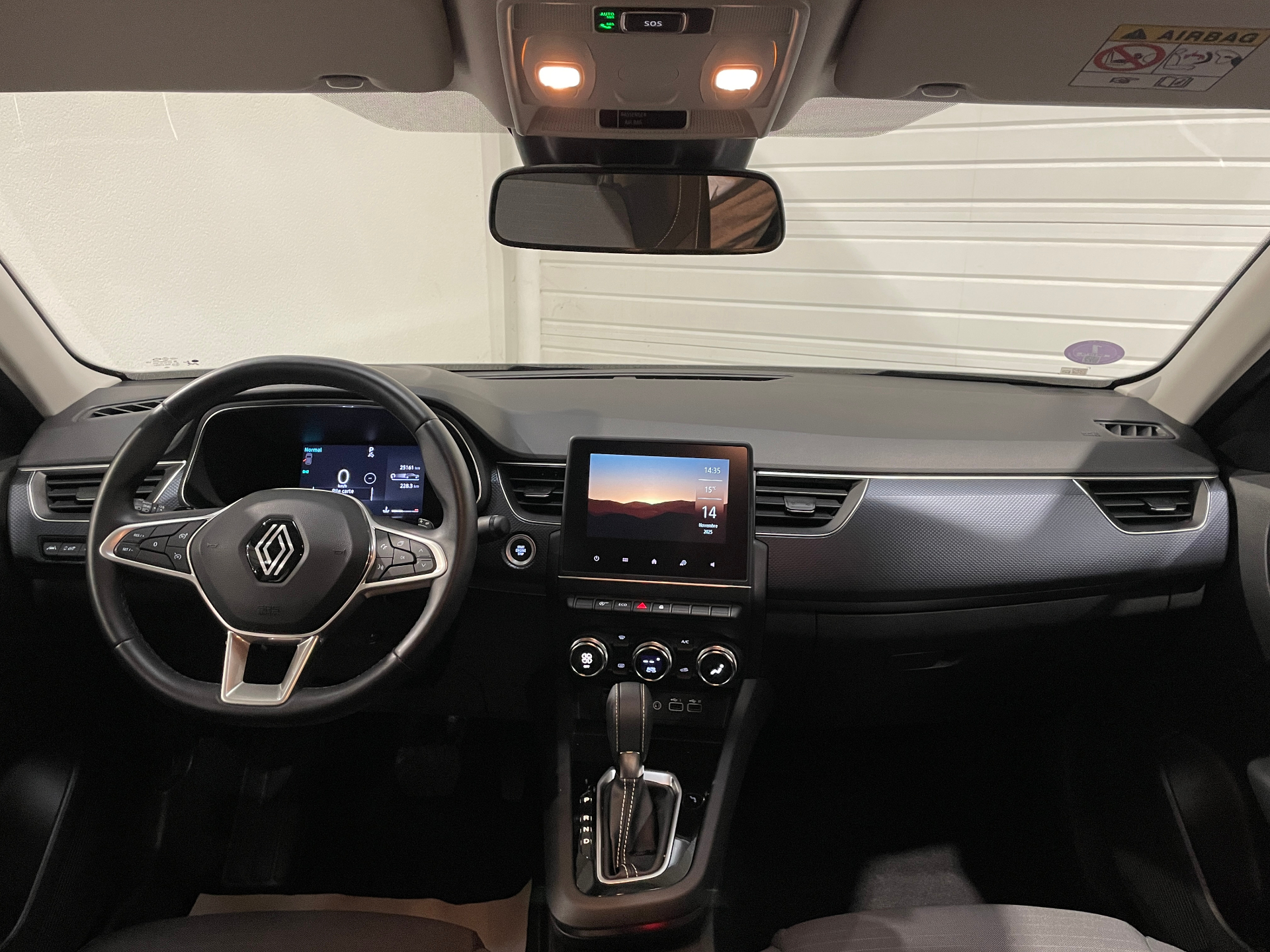 Photo 13 du véhicule RENAULT ARKANA